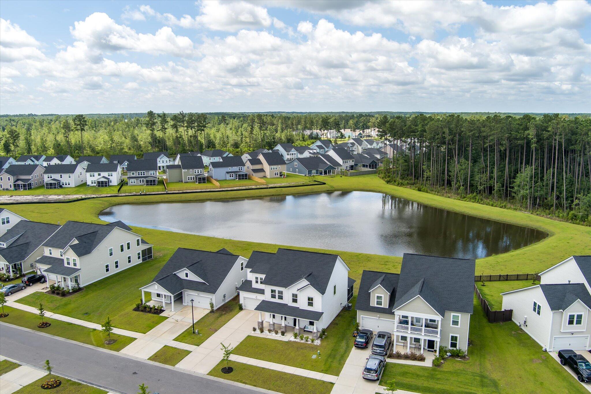 Property image 5 of 513 Richfield Way in Cane Bay Plantation, Summerville, SC 29486
