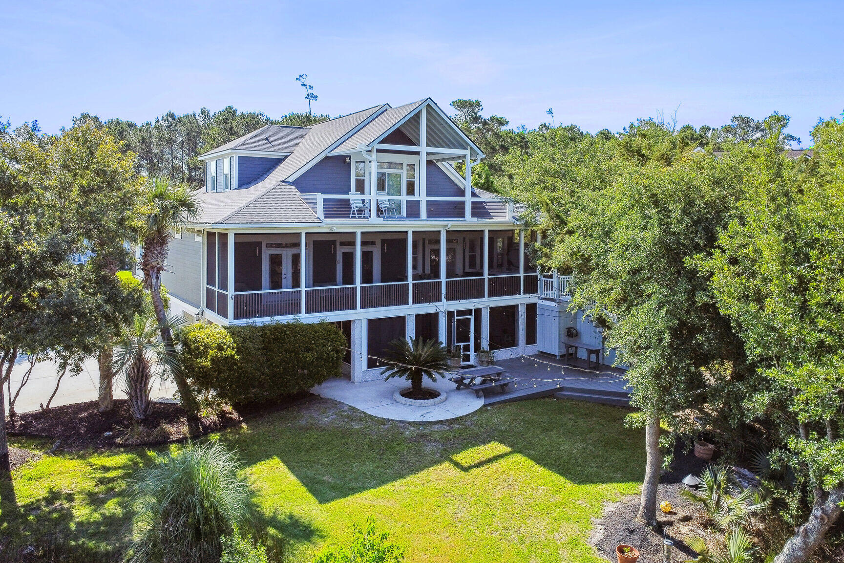 Property image 3 of 314 Commonwealth Road in Darrell Creek, Mount Pleasant, SC 29466