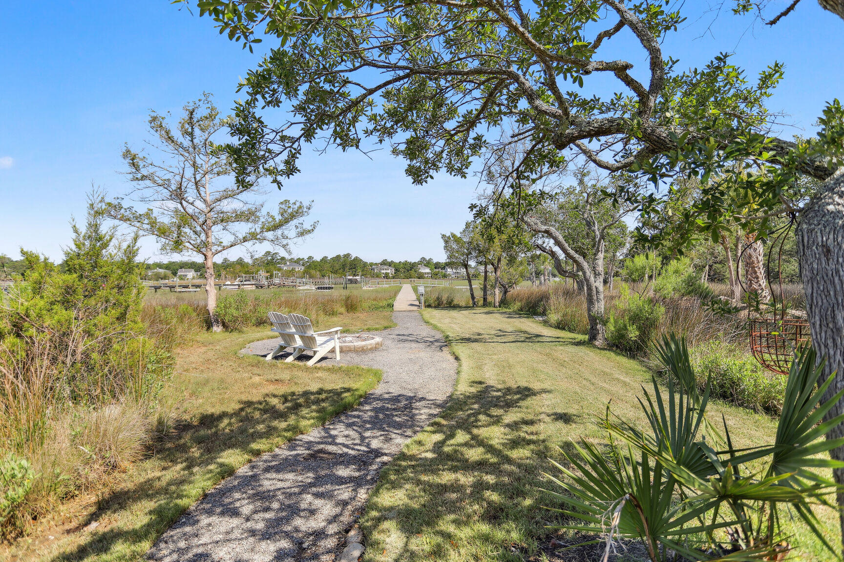 Property image 5 of 314 Commonwealth Road in Darrell Creek, Mount Pleasant, SC 29466