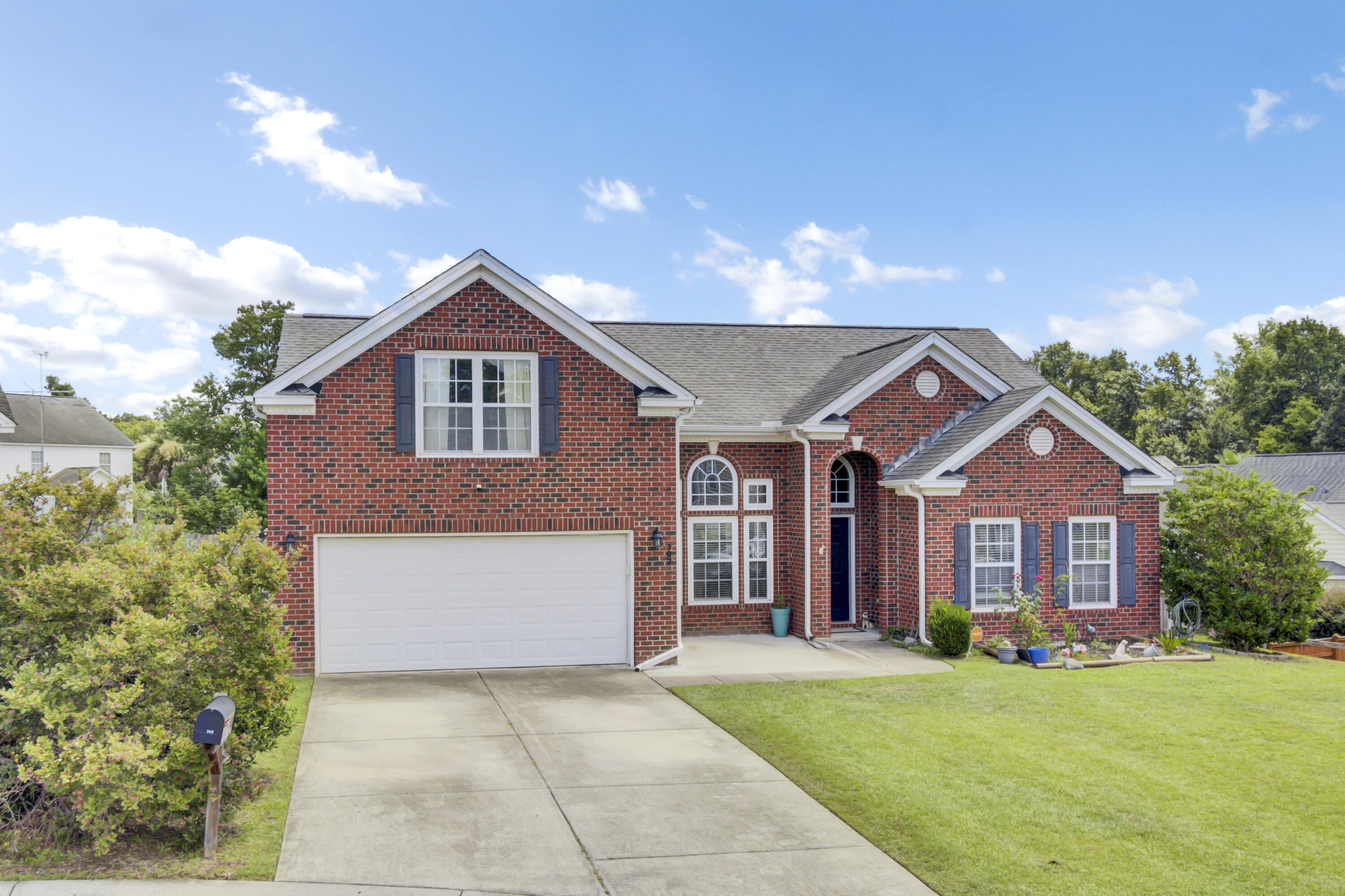 Property image 3 of 302 Owl Watch Way in Moss Grove Plantation, Moncks Corner, SC 29461