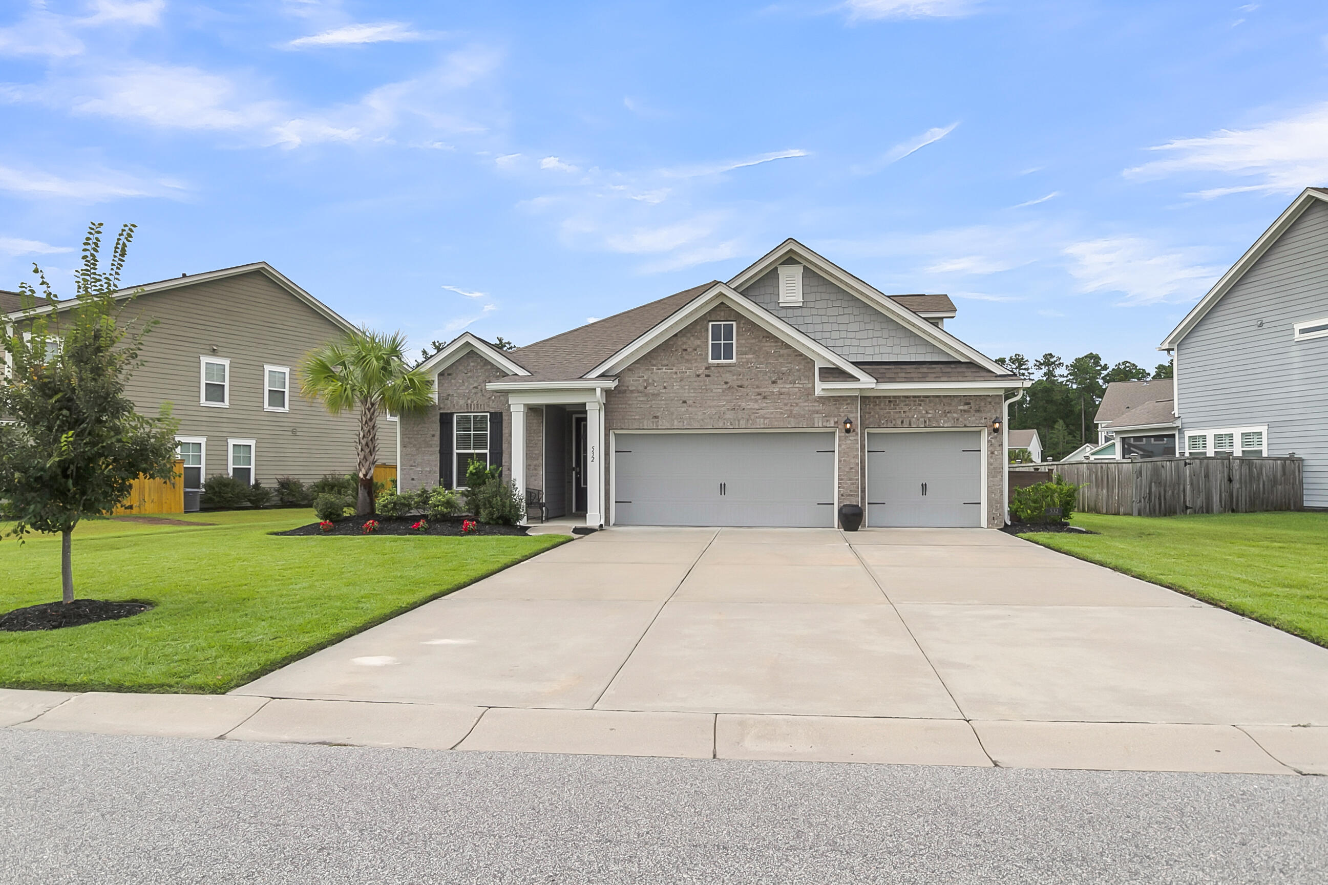 Property image 2 of 532 Fern Tree Drive in Cane Bay Plantation, Summerville, SC 29486