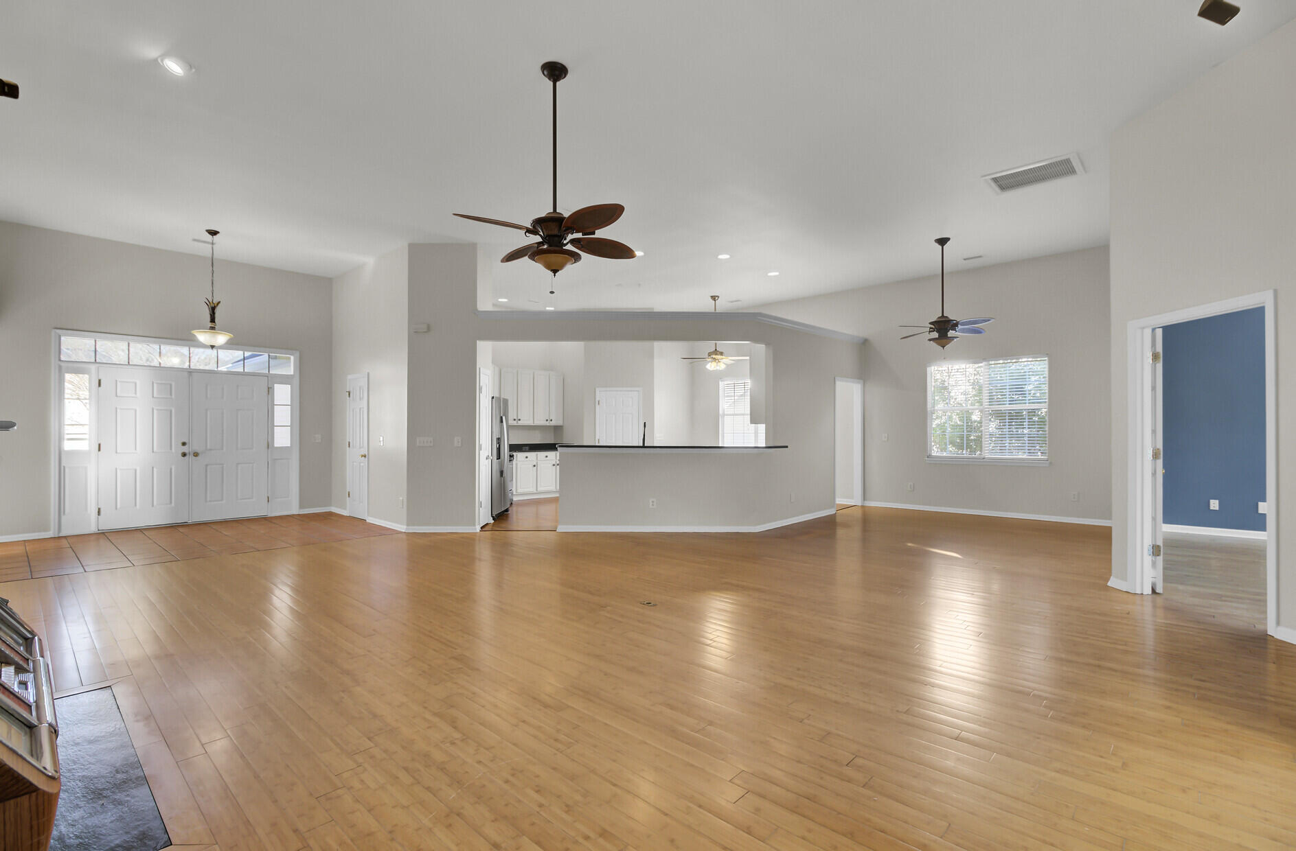 Property image 5 of 1857 Palmetto Isle Drive in Rivertowne Country Club, Mount Pleasant, SC 29466