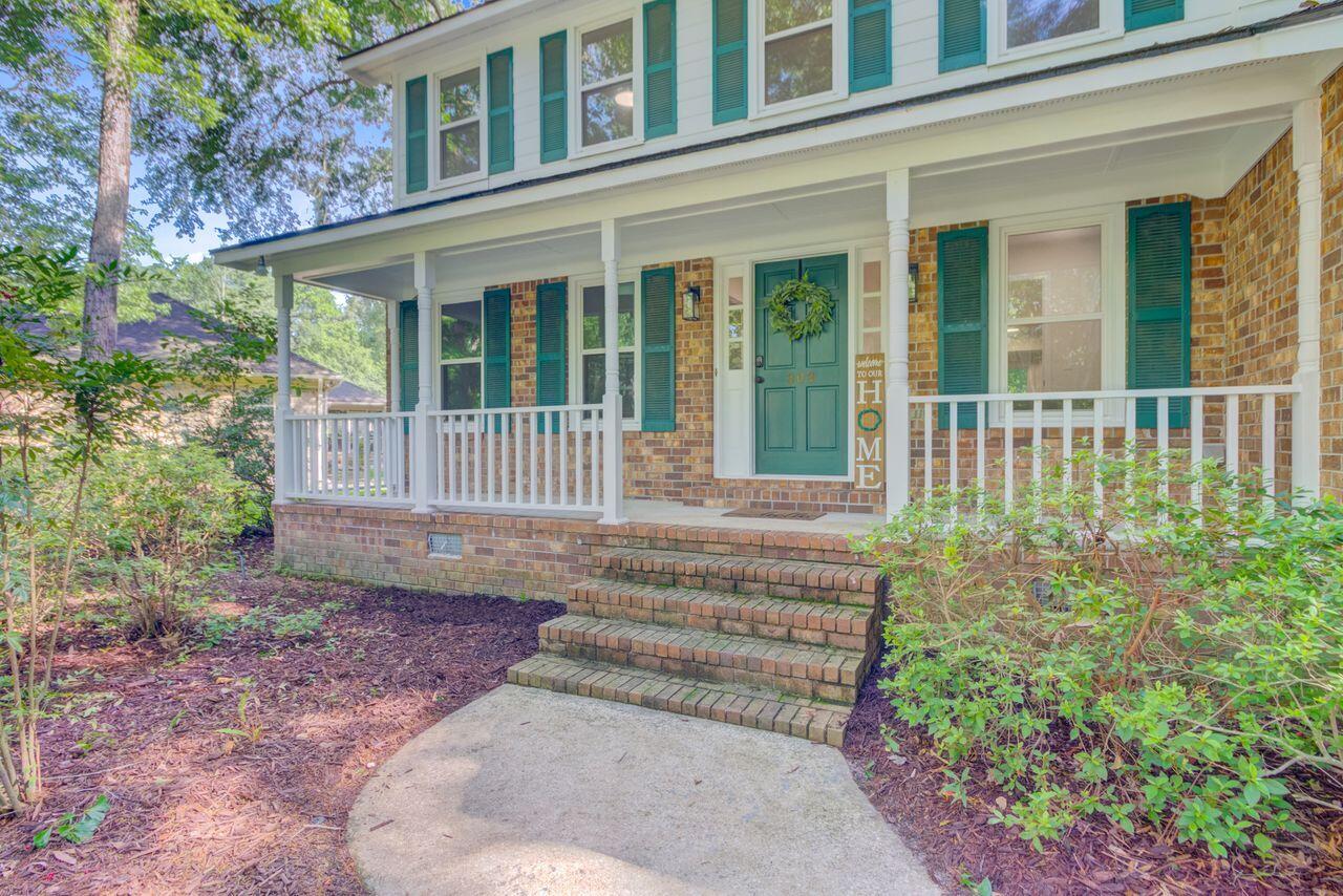 Property image 4 of 303 High Grove Road in Ashborough East, Summerville, SC 29485