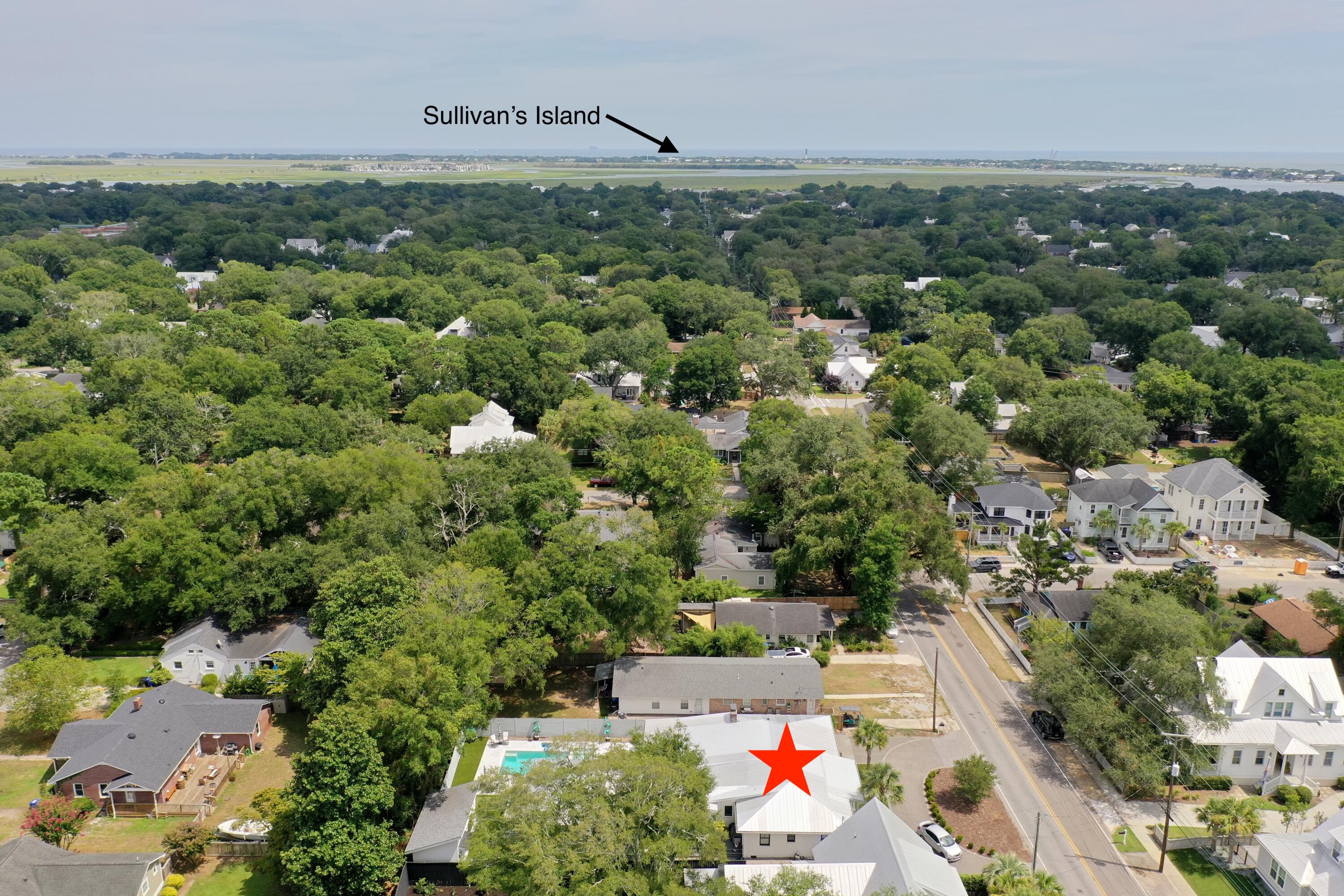 Property image 3 of 710 Simmons Street in Old Mt Pleasant, Mount Pleasant, SC 29464