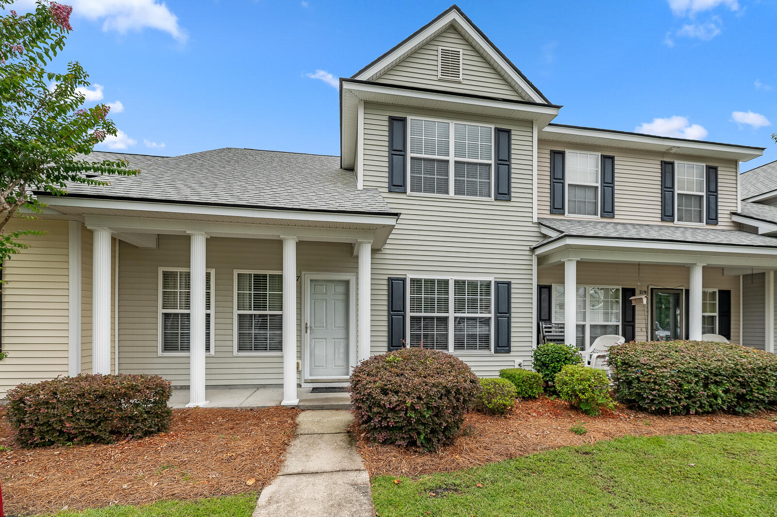 Property image 2 of 217 Seneca River Drive in Lakes of Summerville, Summerville, SC 29485