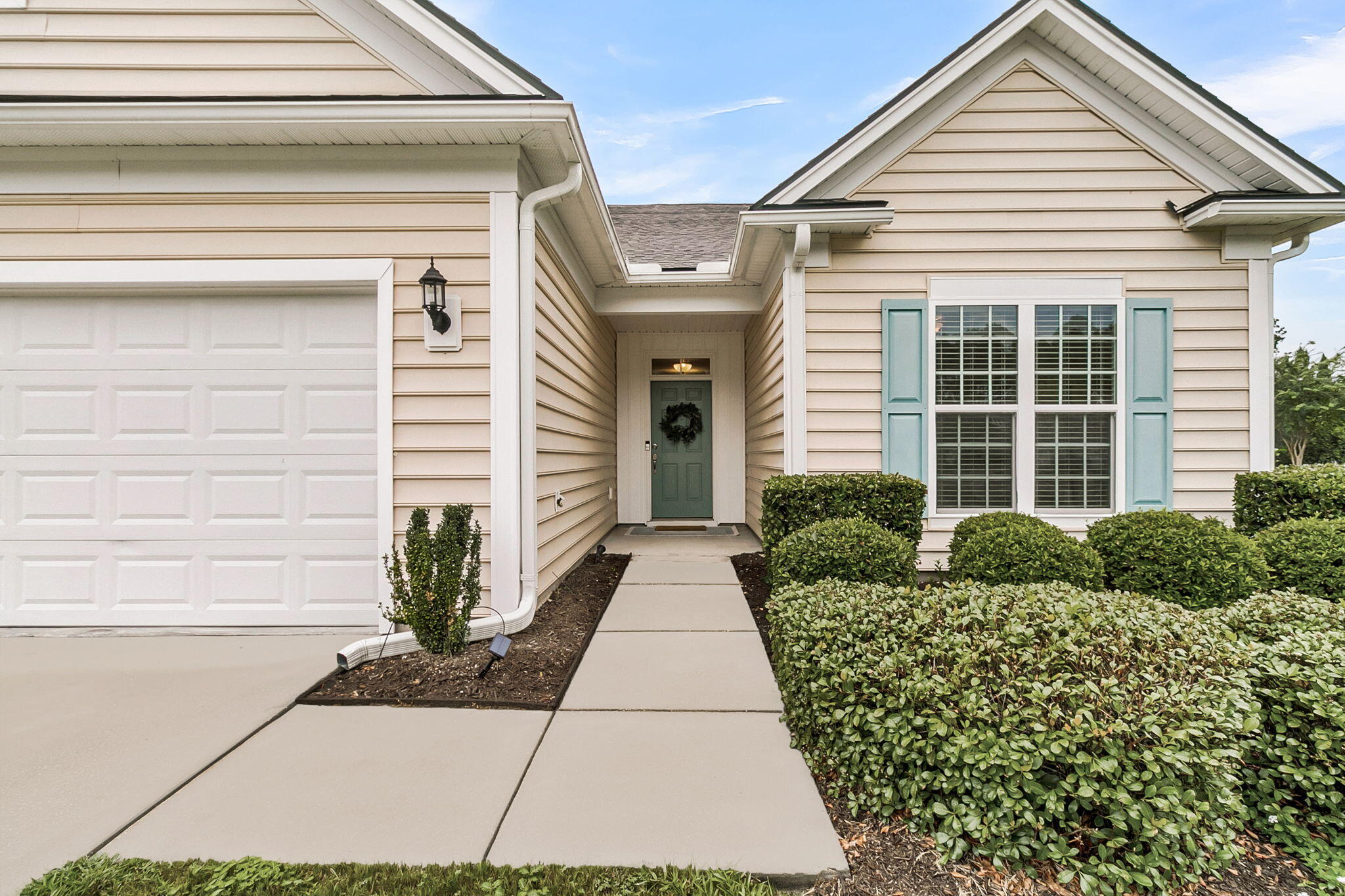 Property image 5 of 400 Eastern Isle Avenue in Cane Bay Plantation, Summerville, SC 29486
