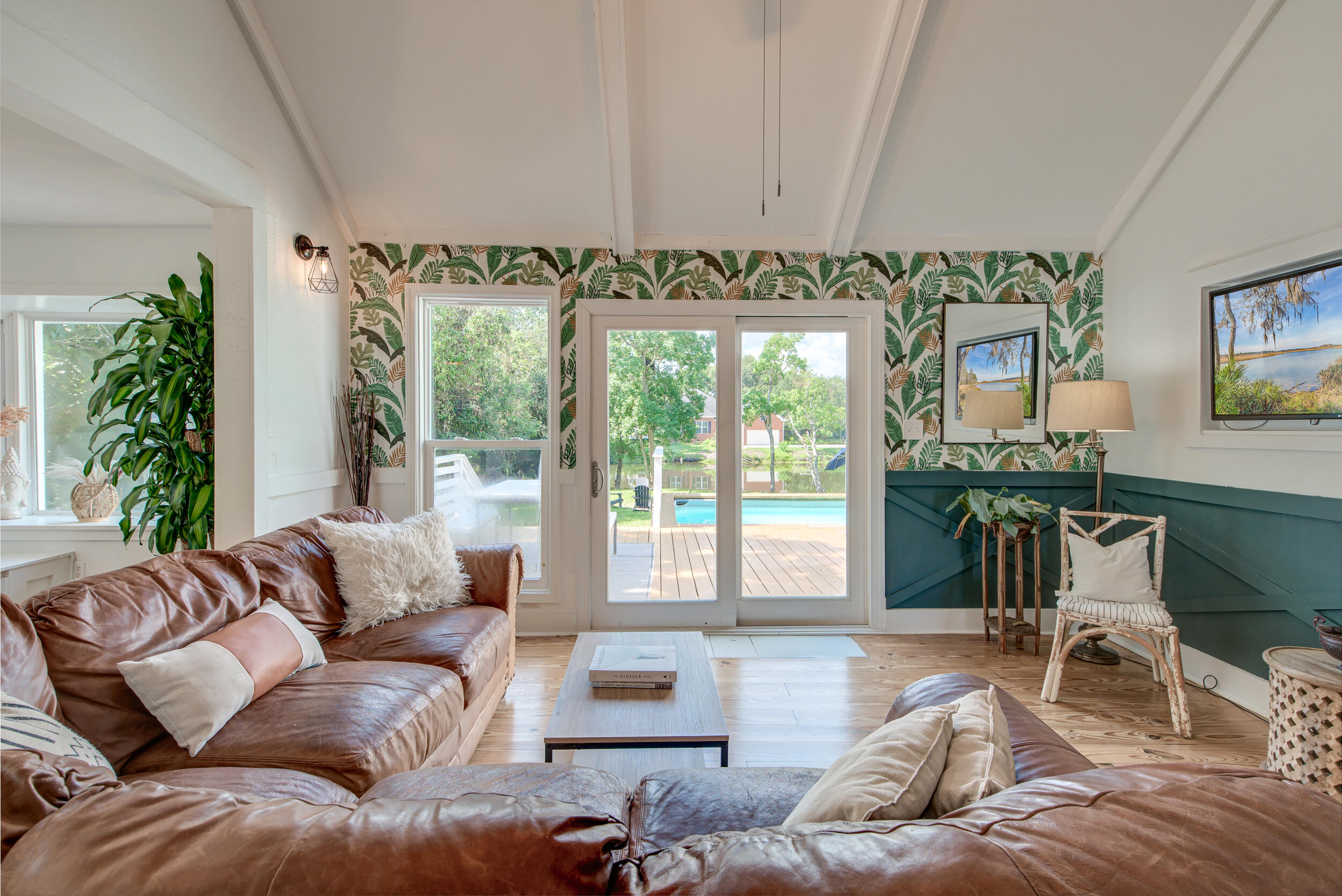 Property image 3 of 957 Travers Drive in Lawton Bluff, Charleston, SC 29412