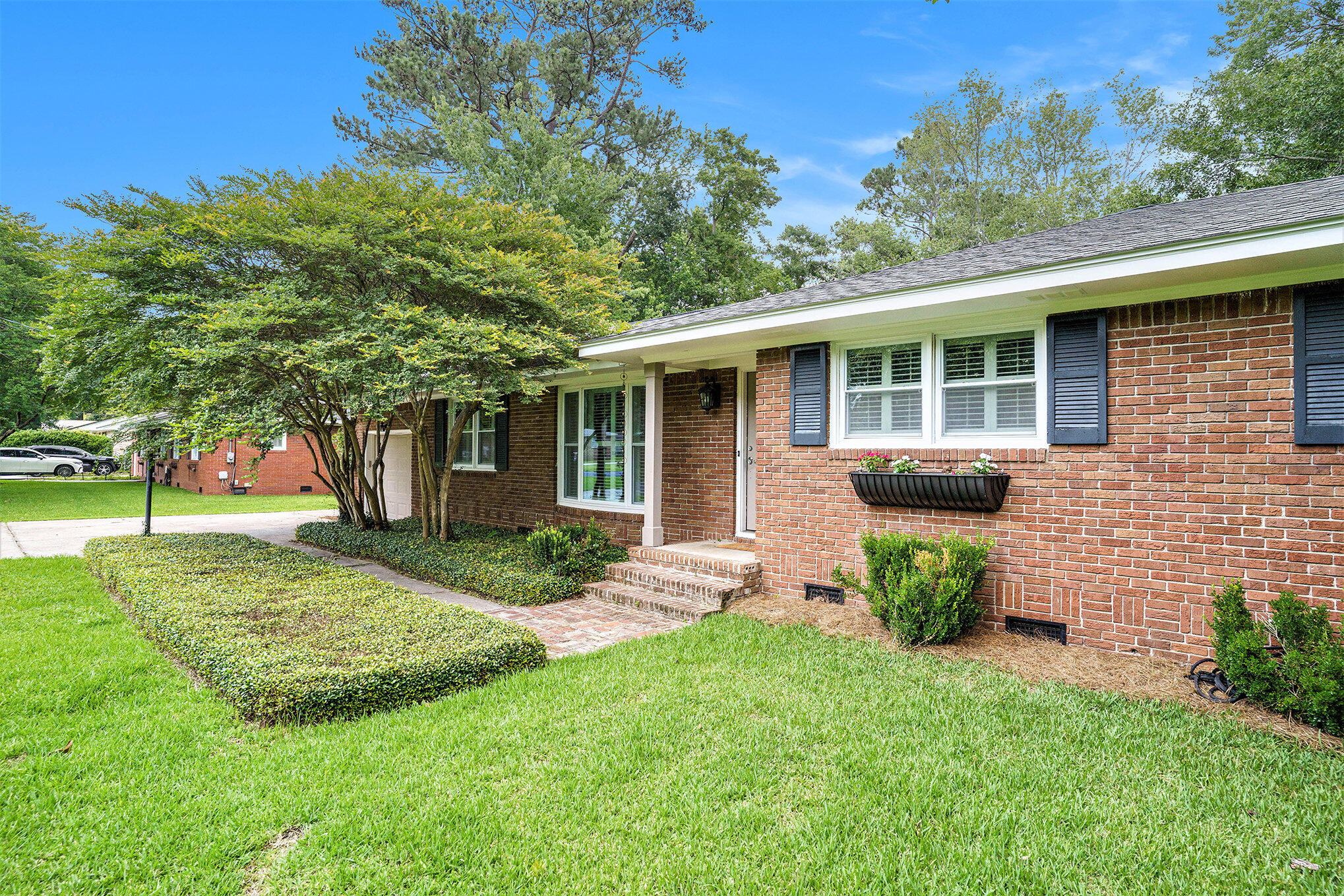 Property image 4 of 1833 Saint Julian Drive in West Ashley Plantation, Charleston, SC 29407