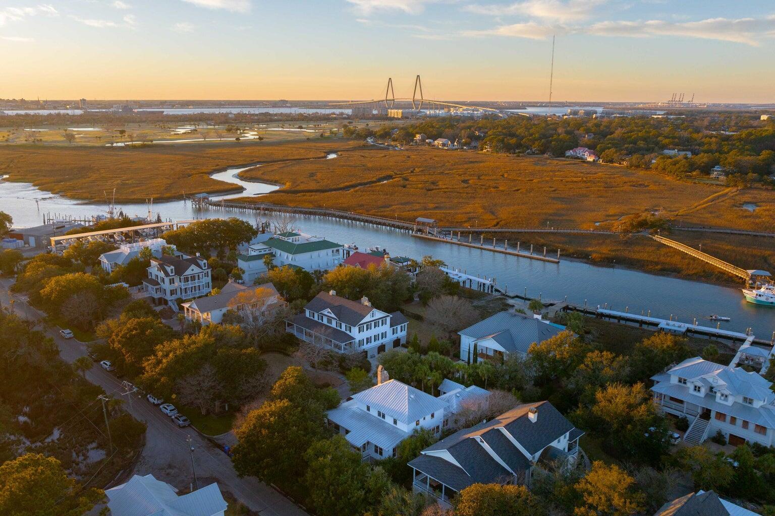 Property image 4 of 222 Haddrell Street in Old Village, Mount Pleasant, SC 29464