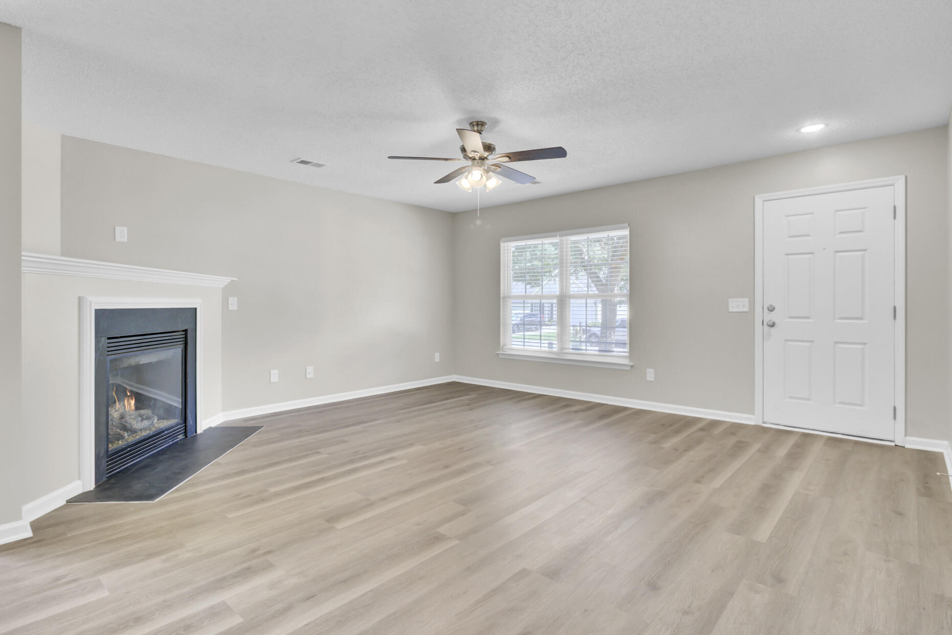 Property image 5 of 112 Malibu Road in Brookwood, Summerville, SC 29483
