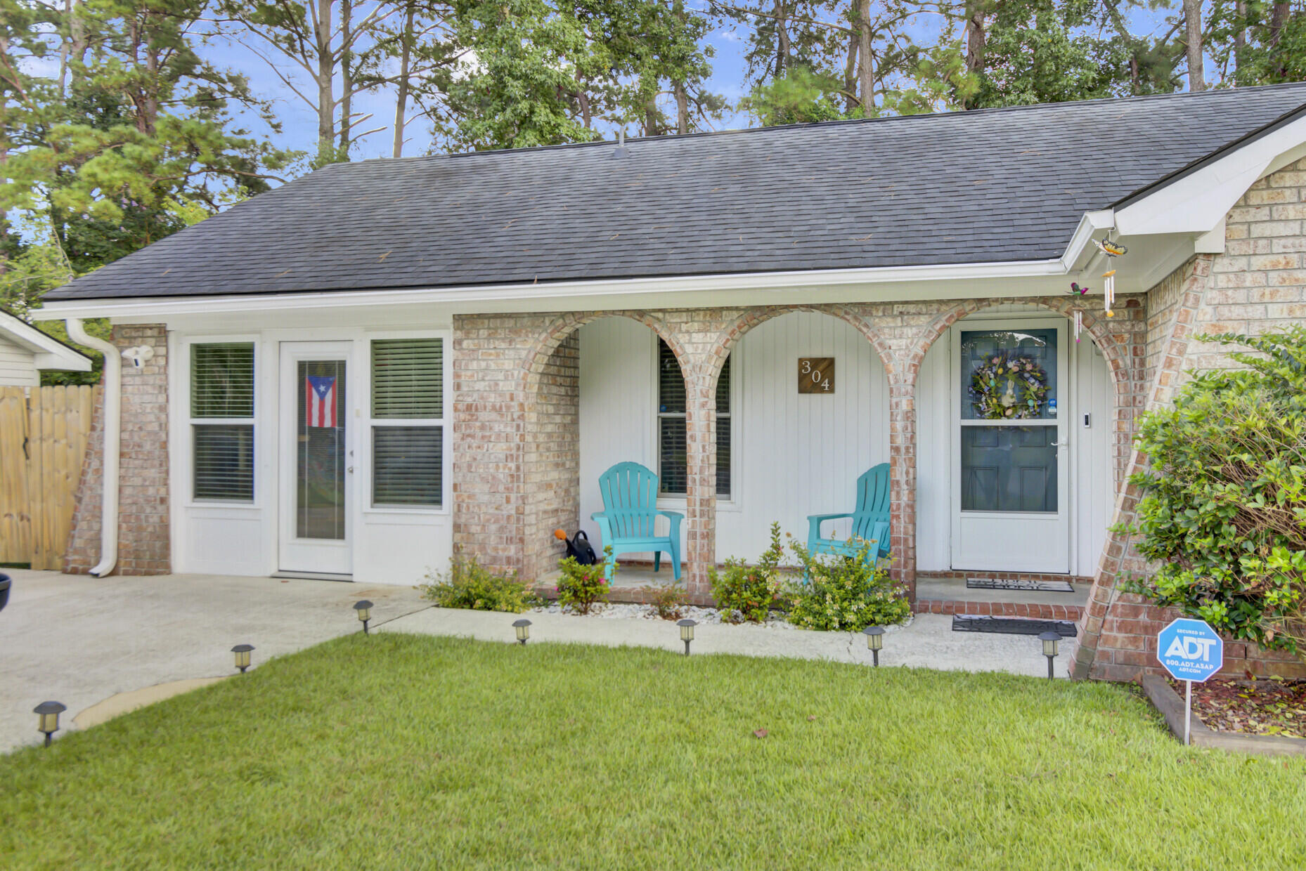 Property image 4 of 304 Vixen Boulevard in Foxborough, Goose Creek, SC 29445