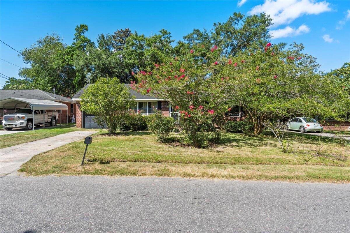 Property image 2 of 5810 Chaucer Drive in Yeamans Park 2, Hanahan, SC 29410