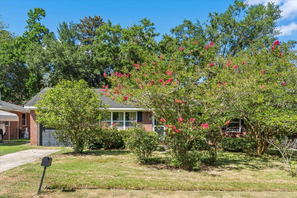 Property image 3 of 5810 Chaucer Drive in Yeamans Park 2, Hanahan, SC 29410