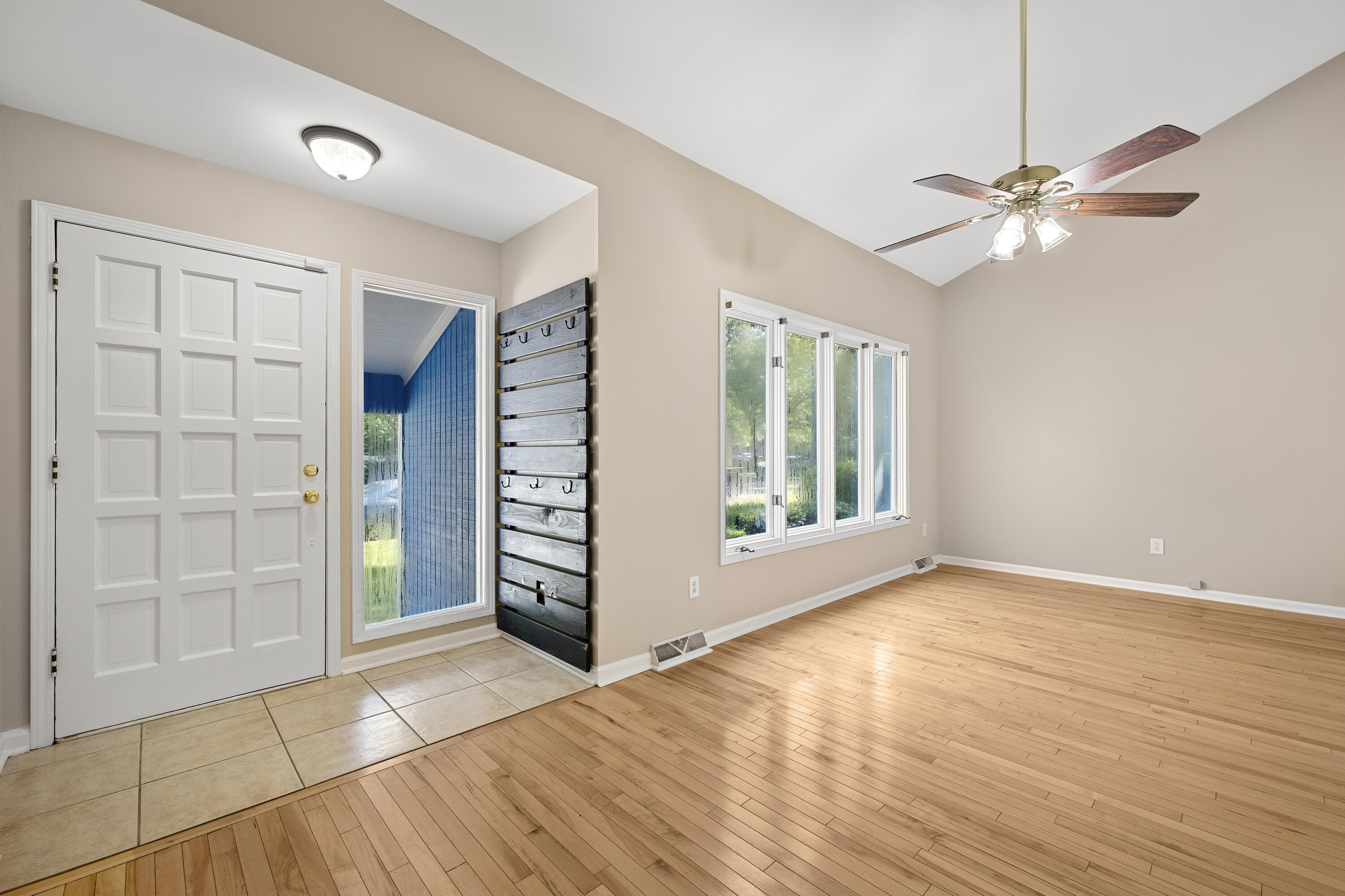 Property image 4 of 106 Scottswood Drive in Archdale, North Charleston, SC 29418
