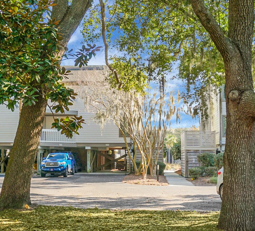 Property image 3 of 1625 Live Oak Park in Courtside Villas, Seabrook Island, SC 29455