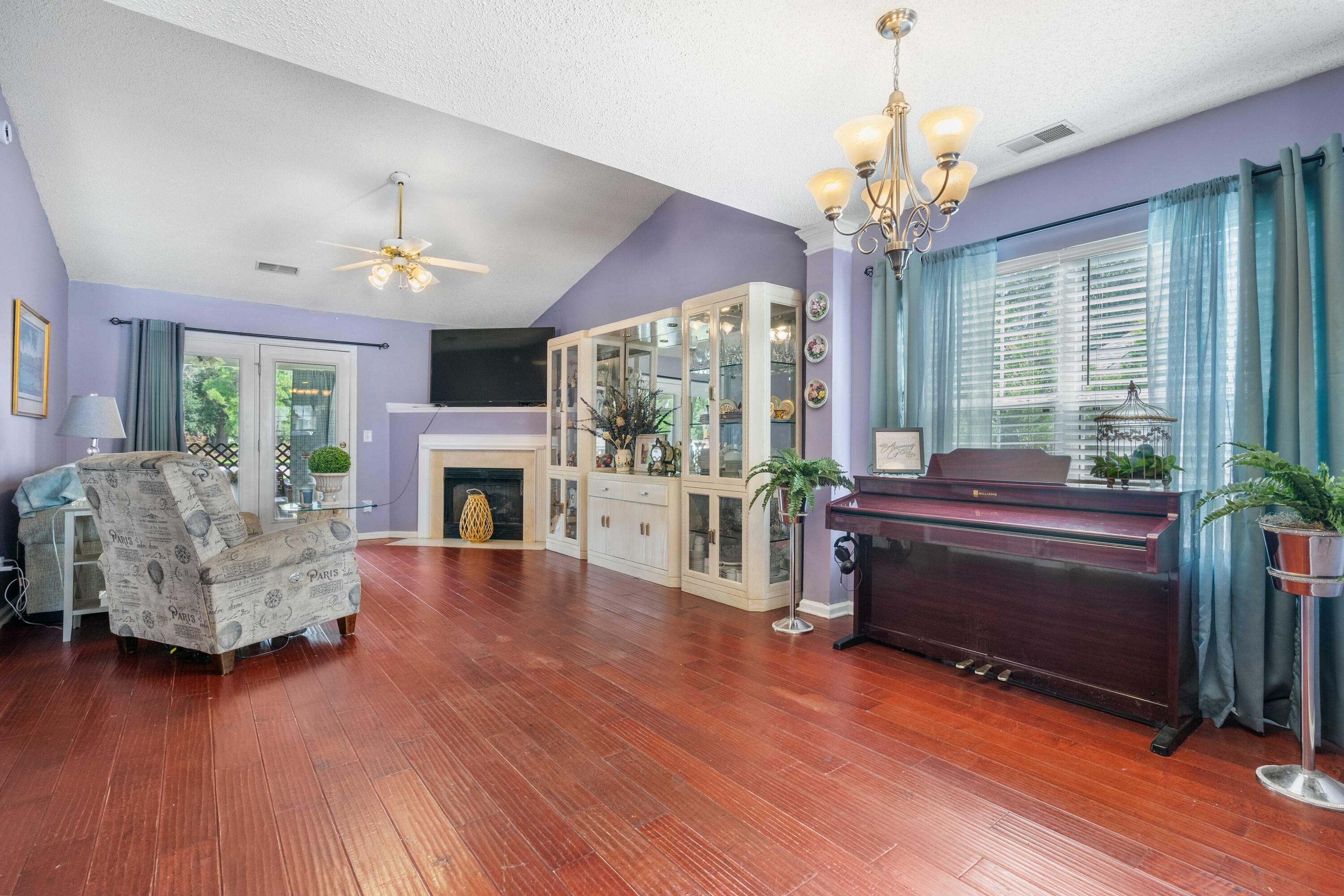 Property image 4 of 116 Townsend Way in Village On Central, Summerville, SC 29483