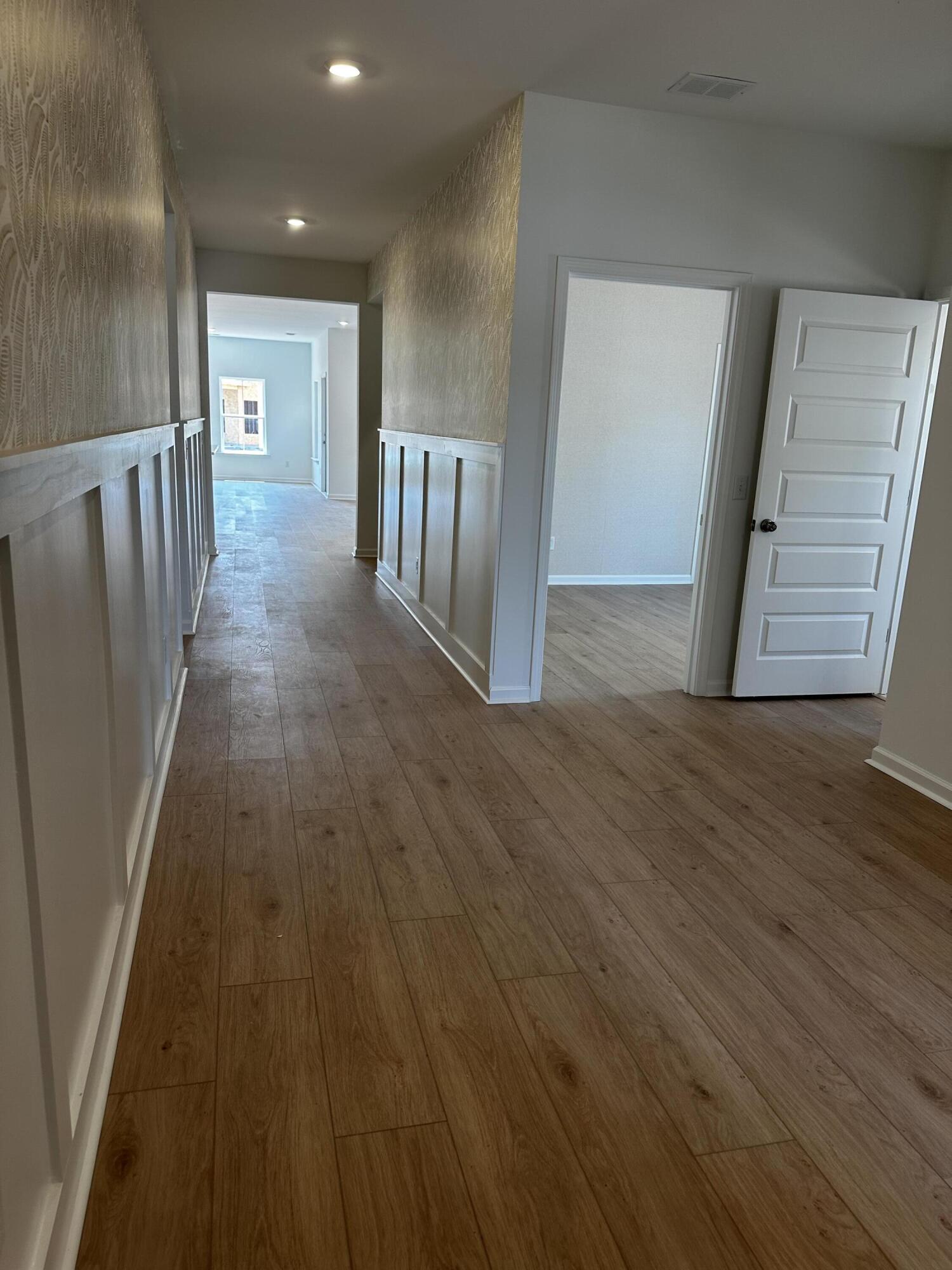 Property image 4 of 140 Baldric Court in Carnes Crossroads, Summerville, SC 29486