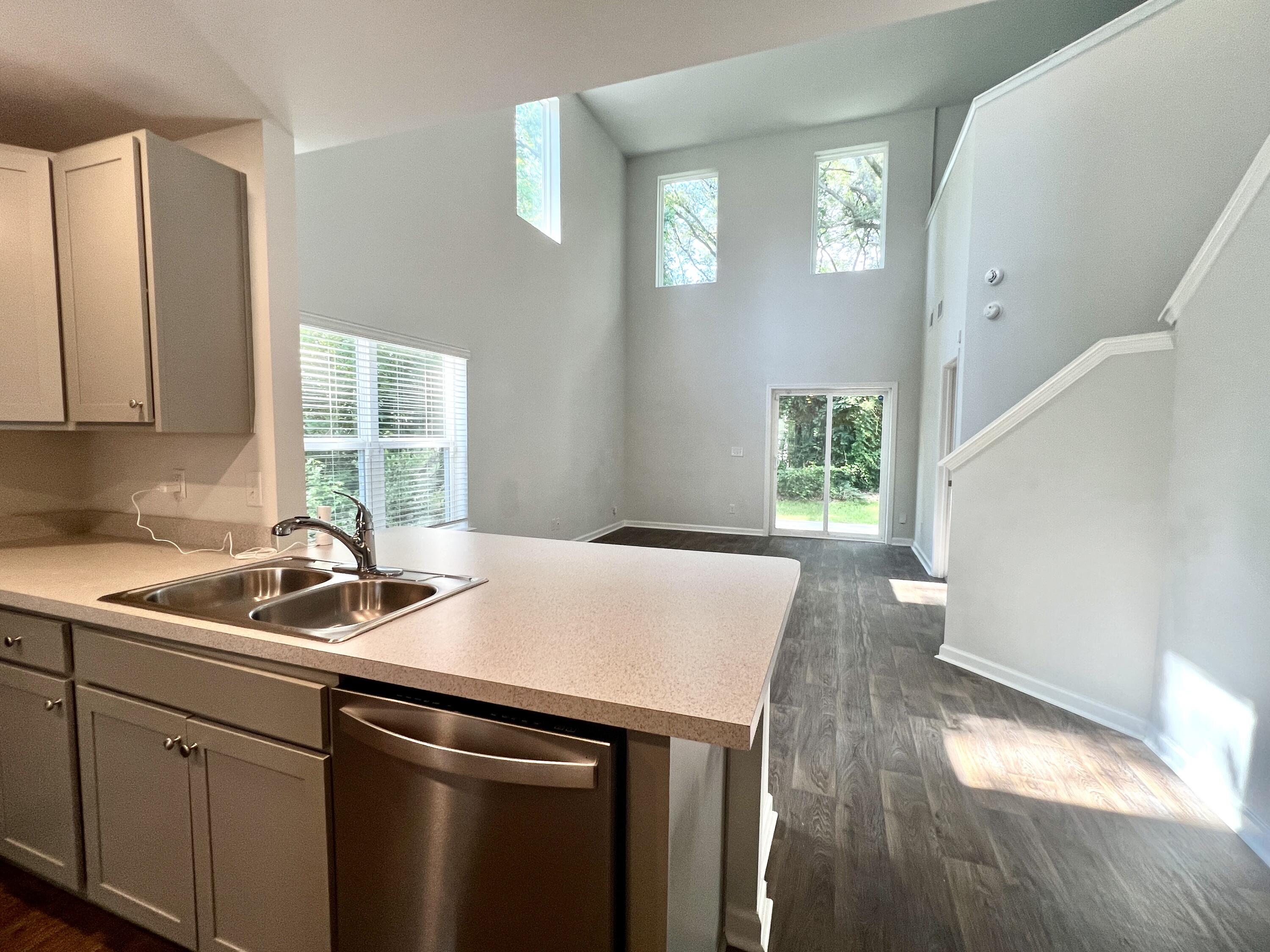 Property image 2 of 109 Rosefield Court in Palmetto Reach, Summerville, SC 29485