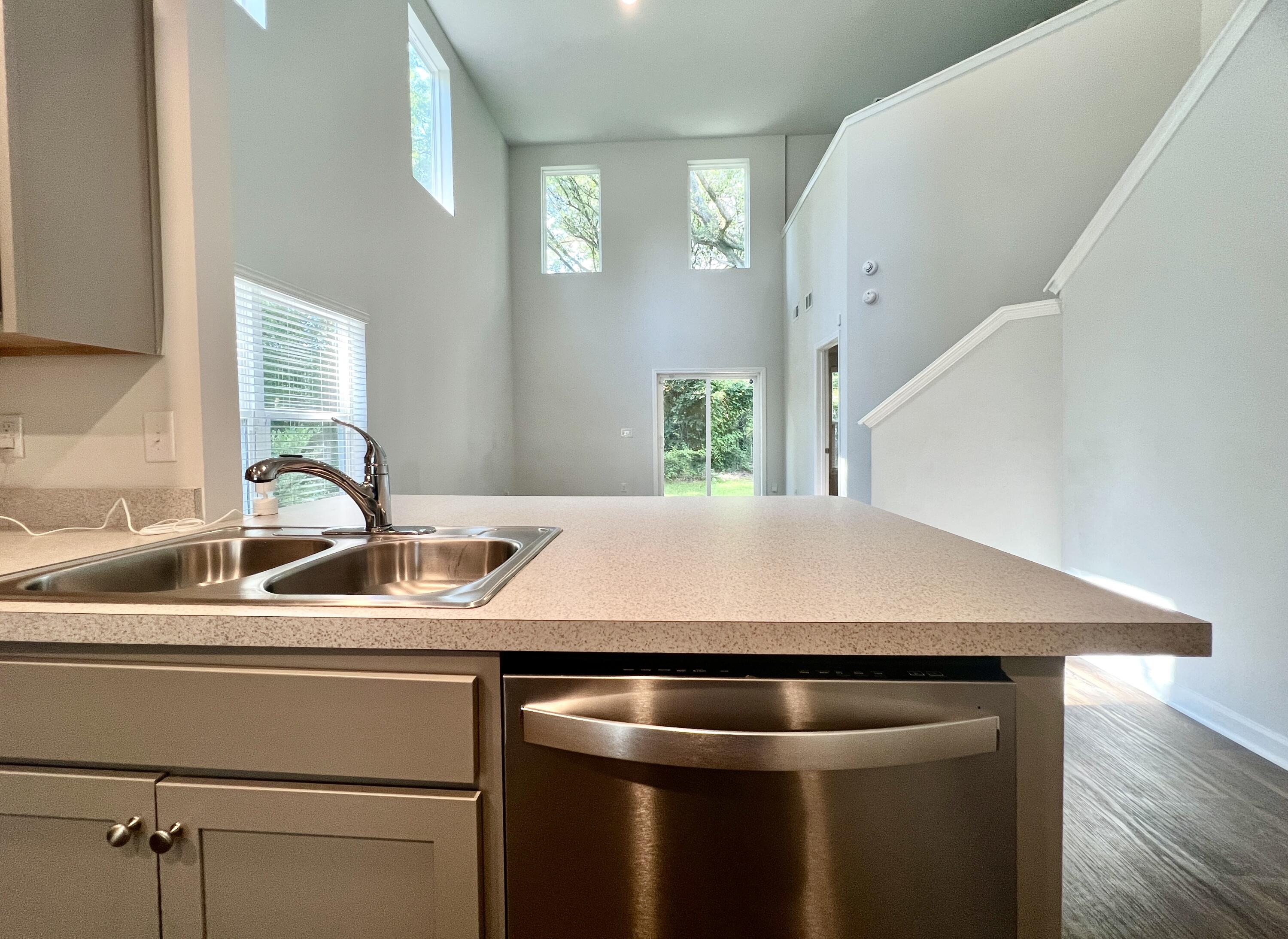 Property image 5 of 109 Rosefield Court in Palmetto Reach, Summerville, SC 29485