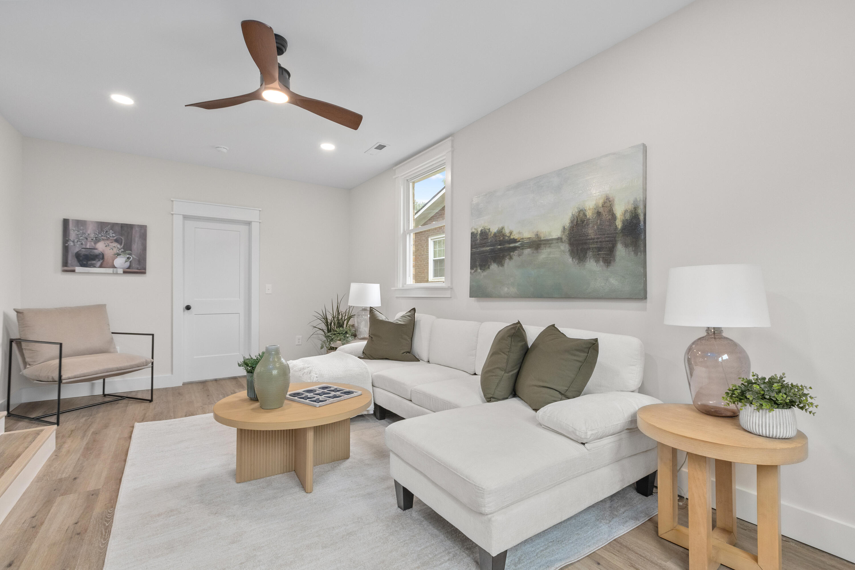 Property image 3 of 124 Wells Road in West Greenview Acres, Goose Creek, SC 29445