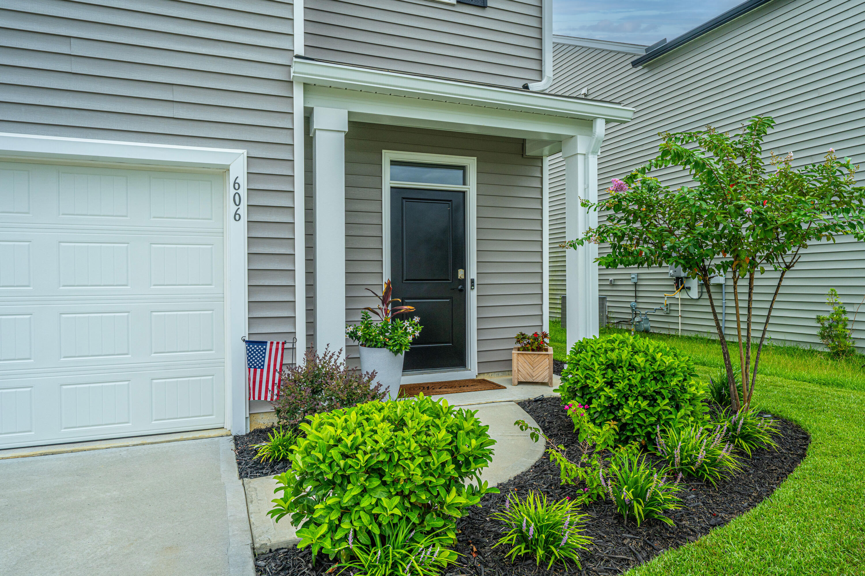 Property image 2 of 606 Ladywood Drive in Cane Bay Plantation, Summerville, SC 29486