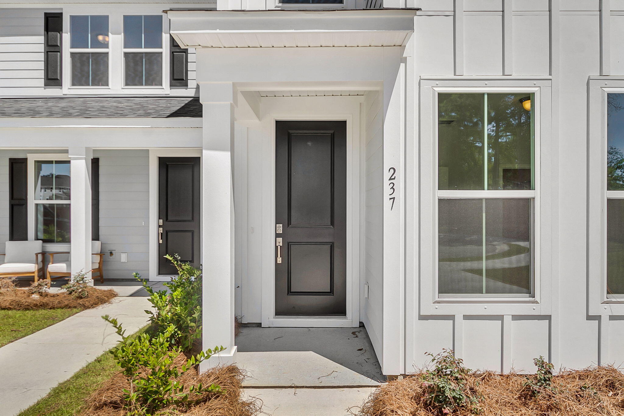 Property image 3 of 813 Alma Square Drive in Abbey Walk, Moncks Corner, SC 29461