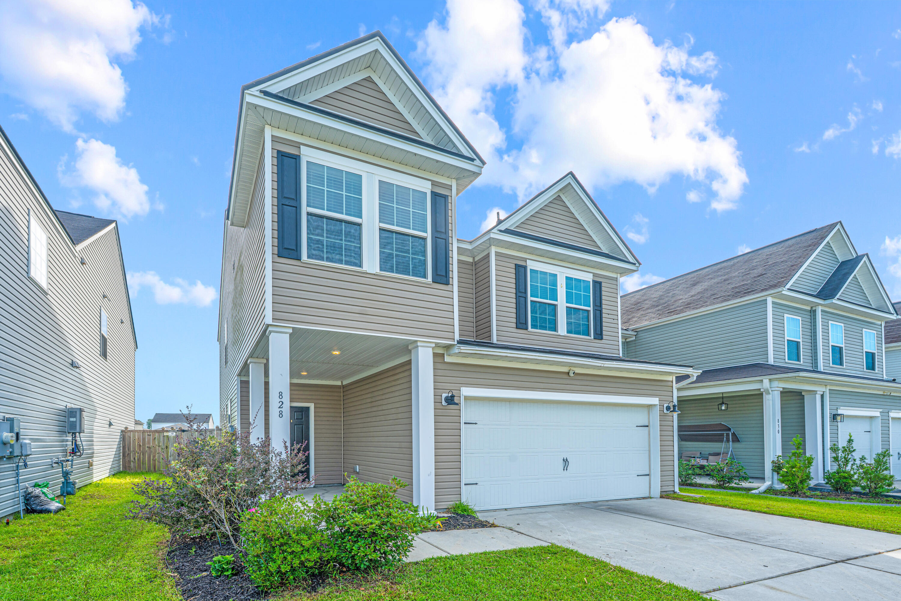 Property image 3 of 828 Redbud Lane in Cane Bay Plantation, Summerville, SC 29486