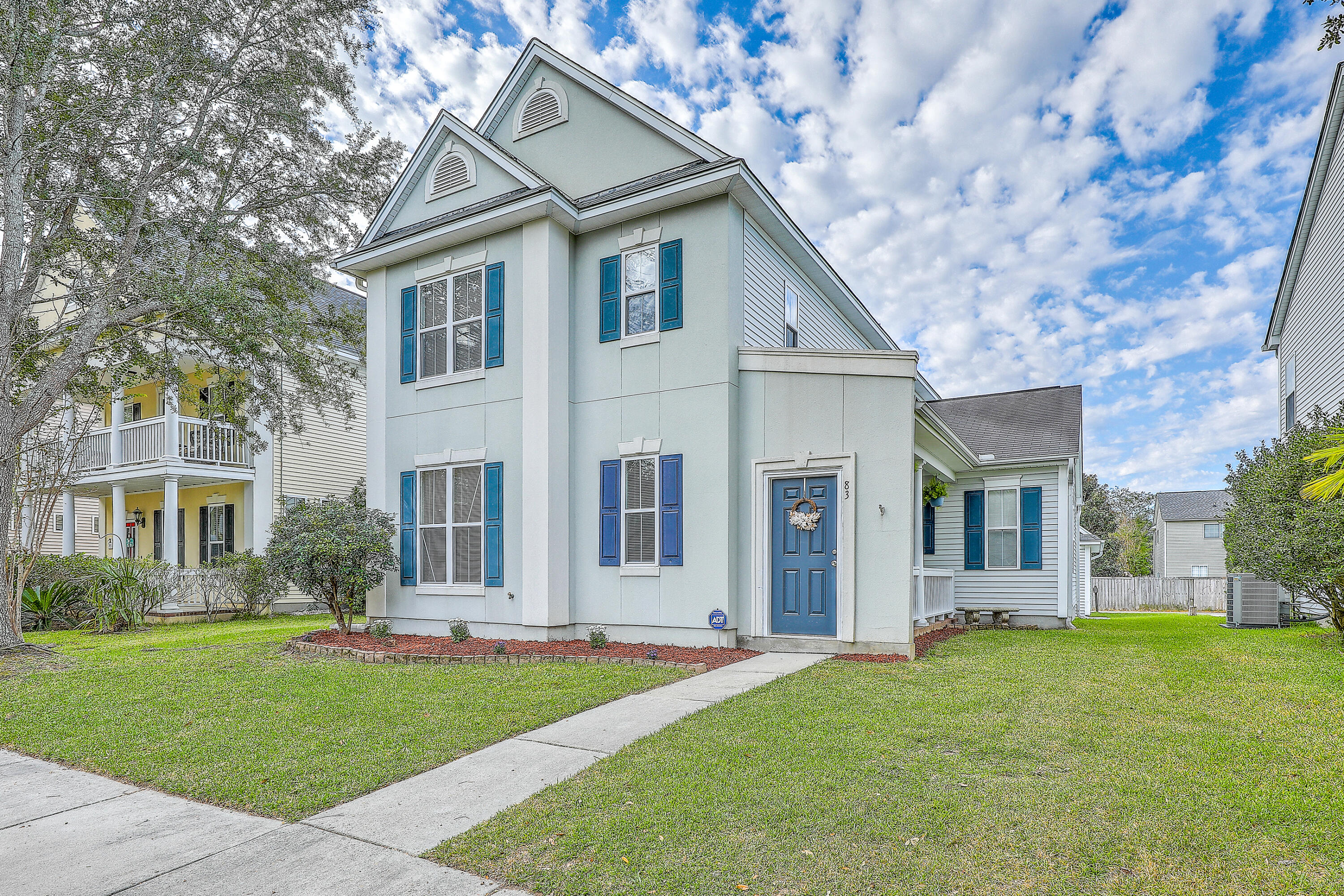 Property image 2 of 83 Creekside Drive in Bridges of Summerville, Summerville, SC 29485