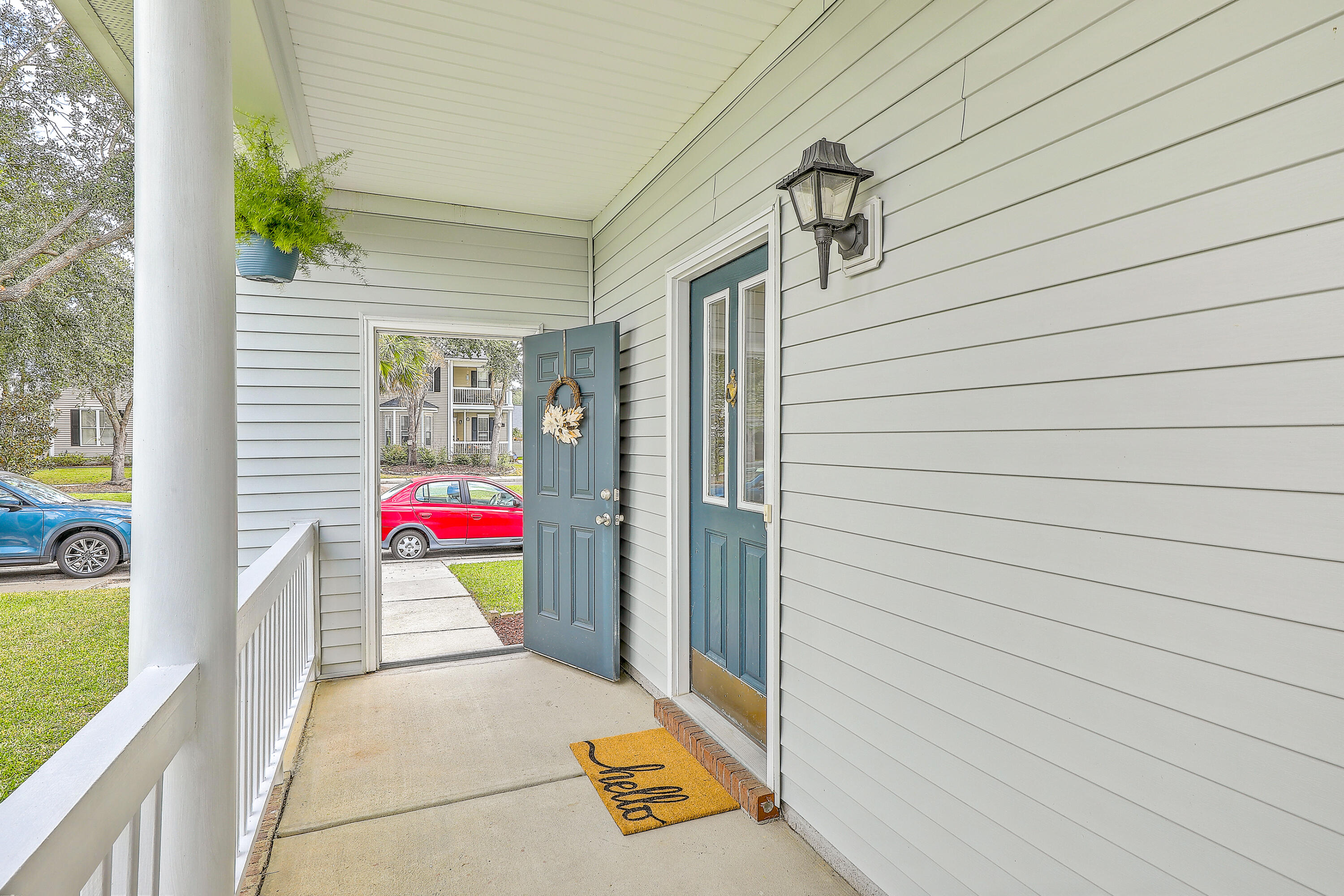 Property image 5 of 83 Creekside Drive in Bridges of Summerville, Summerville, SC 29485
