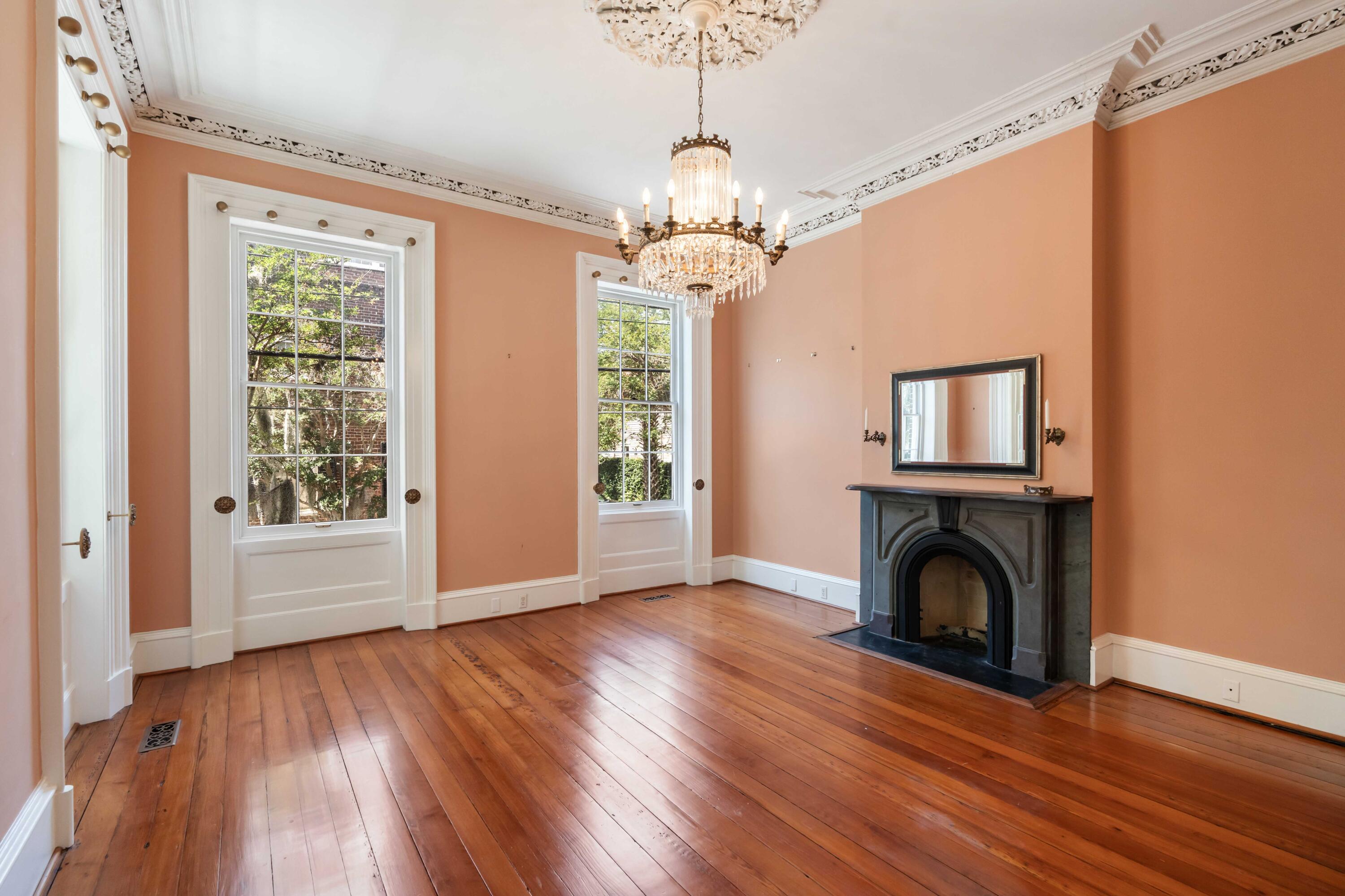 Property image 4 of 17 Wentworth Street in Ansonborough, Charleston, SC 29401