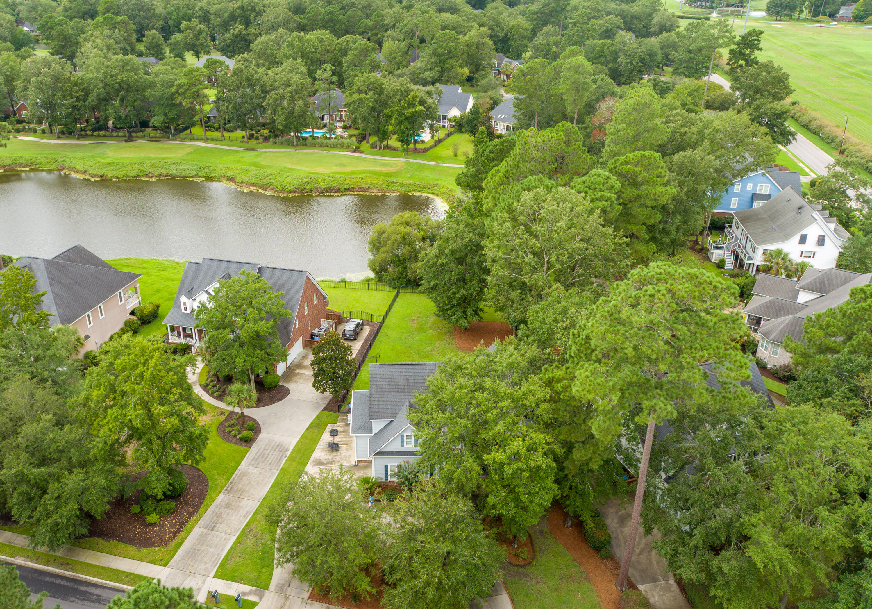 Property image 2 of 8891 E Fairway Woods Drive in Coosaw Creek Country Club, North Charleston, SC 29420