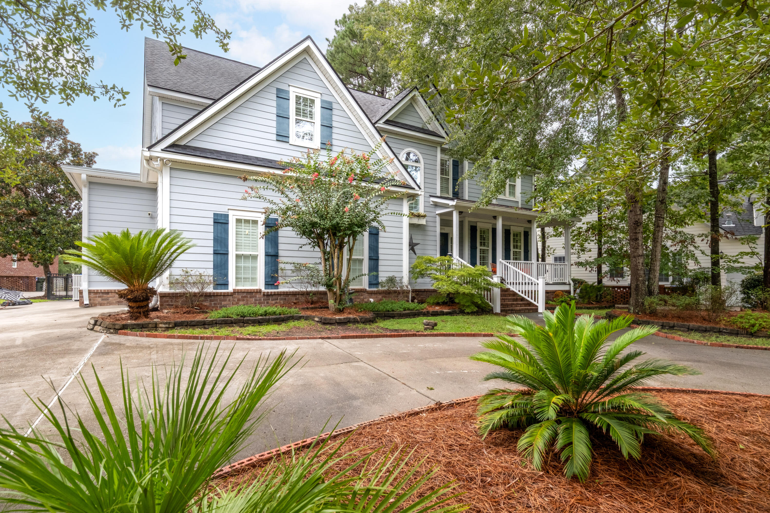 Property image 3 of 8891 E Fairway Woods Drive in Coosaw Creek Country Club, North Charleston, SC 29420