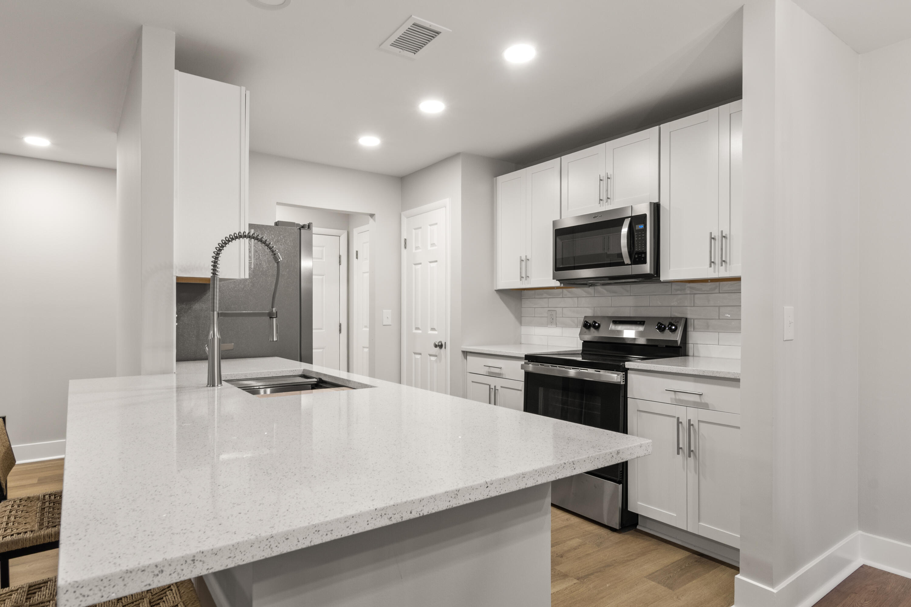 Property image 2 of 201 Greenmeadow Drive in Greenslake Condominiums, Goose Creek, SC 29445