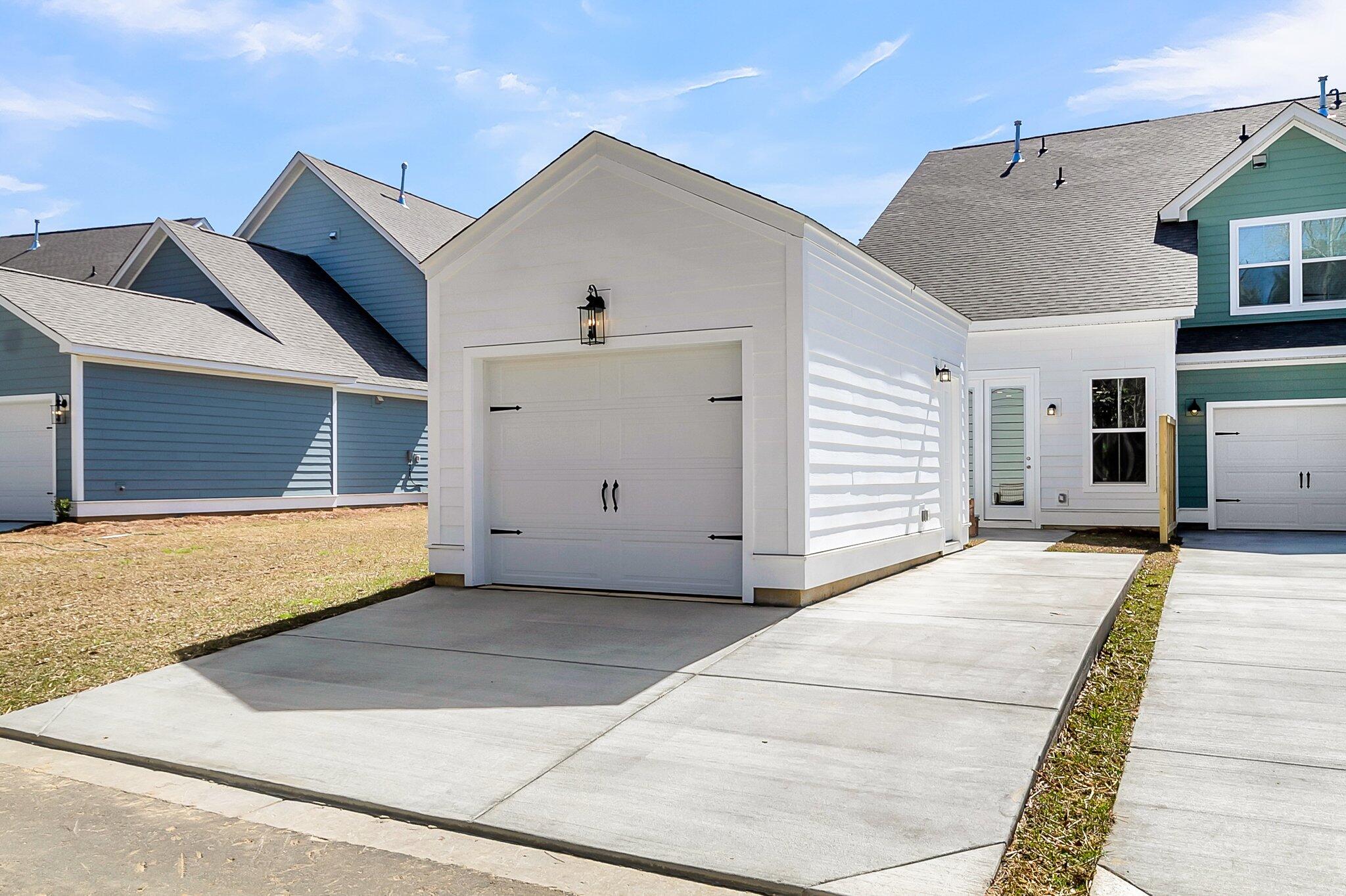 Property image 4 of 147 Cantona Drive in Sweetgrass Station, Summerville, SC 29483