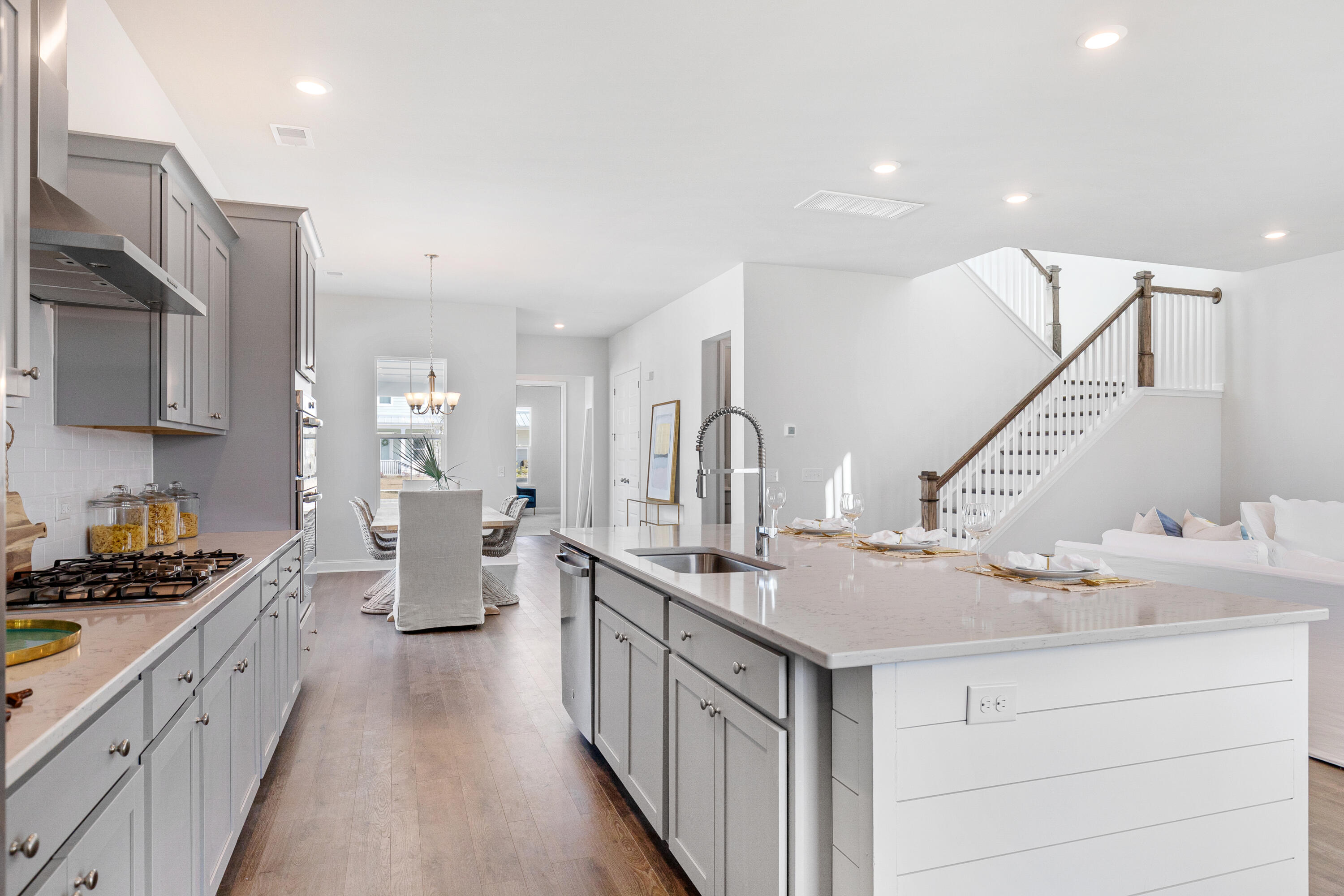 Property image 3 of 1053 Scotch Bonnet Way in Summers Corner, Summerville, SC 29485