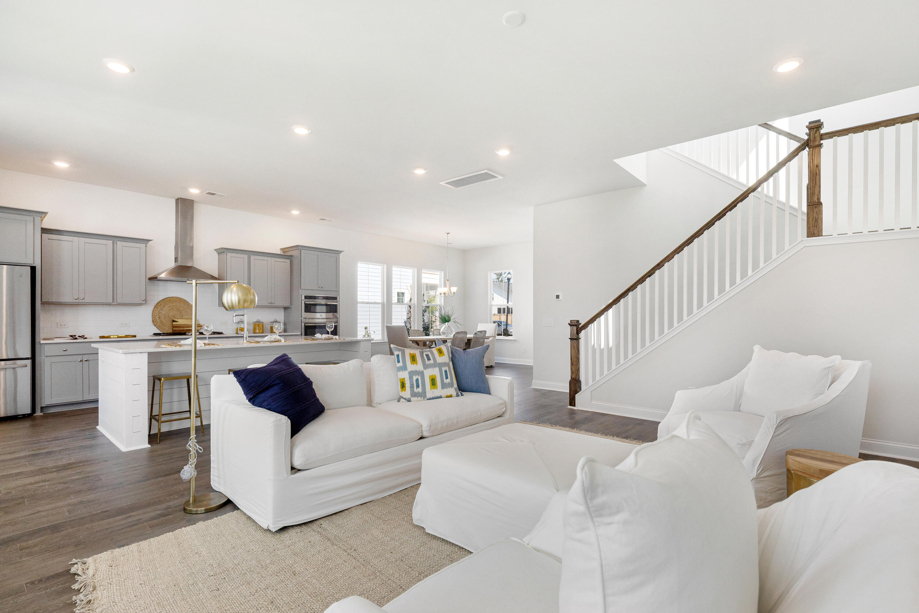 Property image 4 of 1053 Scotch Bonnet Way in Summers Corner, Summerville, SC 29485