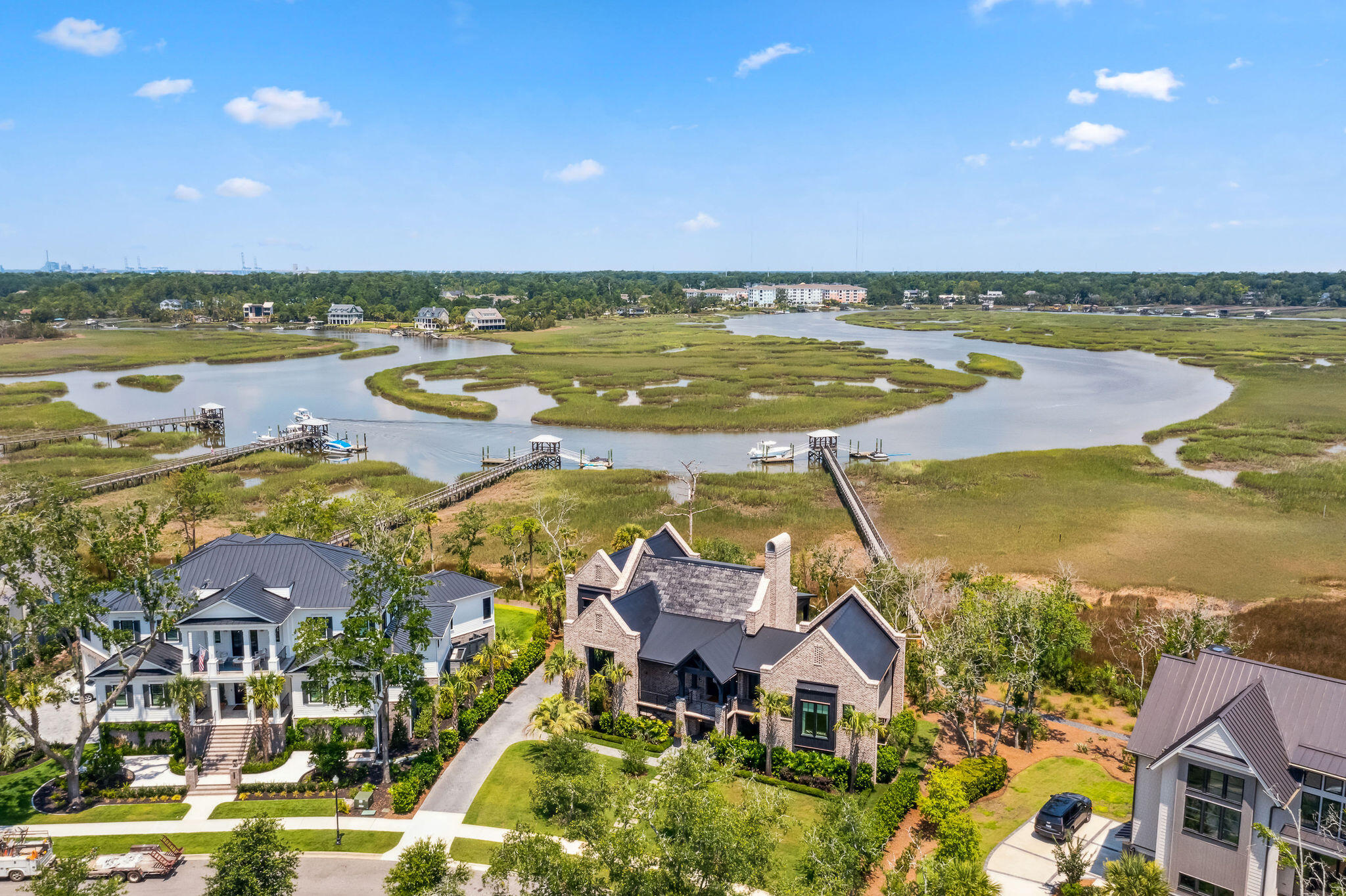 Property image 3 of 430 Fish Tale Road in Daniel Island, Charleston, SC 29492