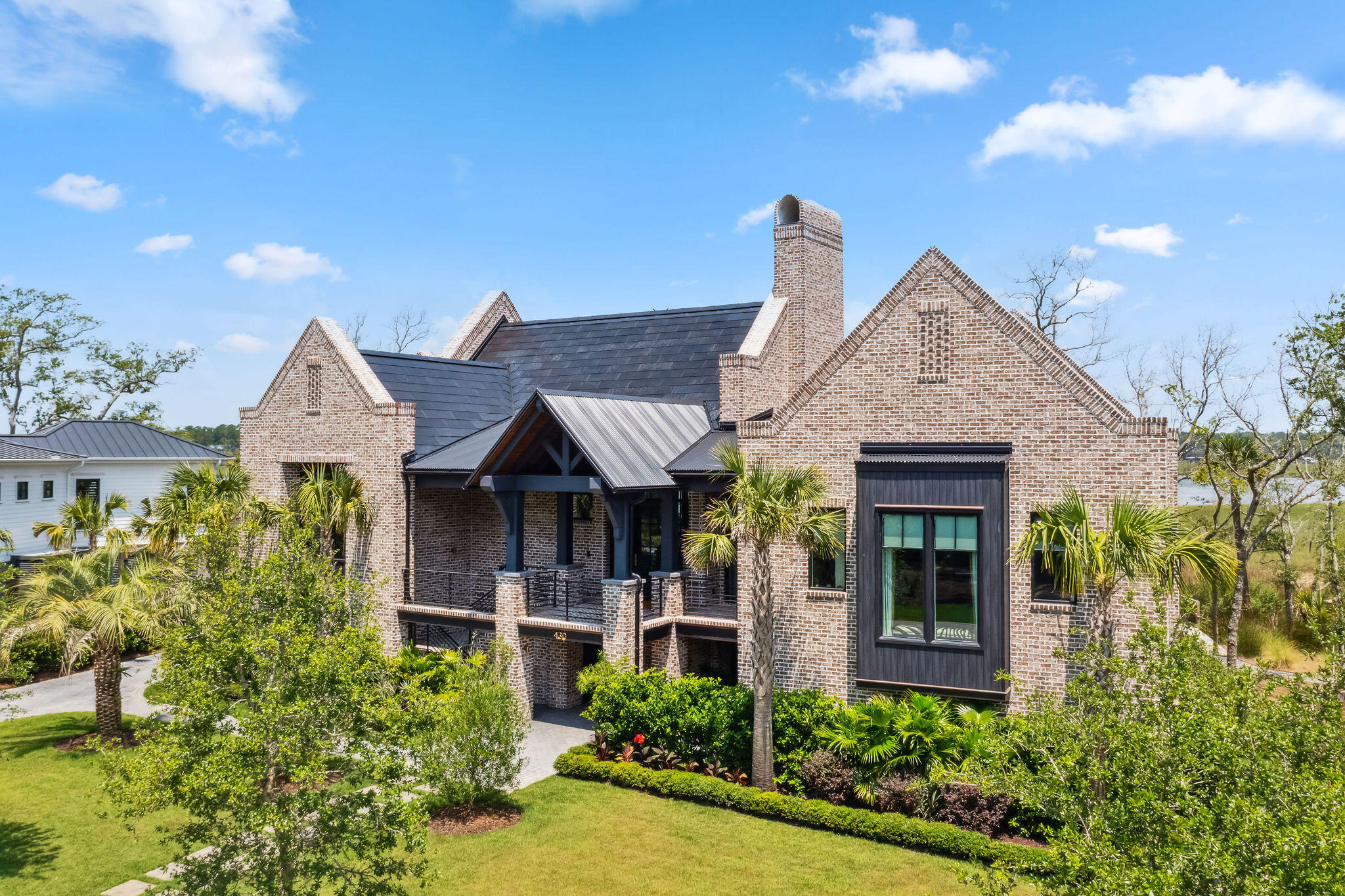 Property image 5 of 430 Fish Tale Road in Daniel Island, Charleston, SC 29492