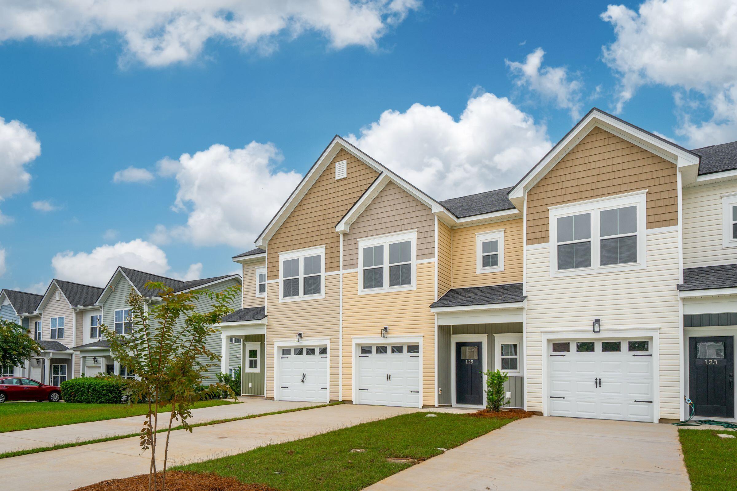 Property image 2 of 121 Kirkland Street in Cokers Commons, Goose Creek, SC 29445