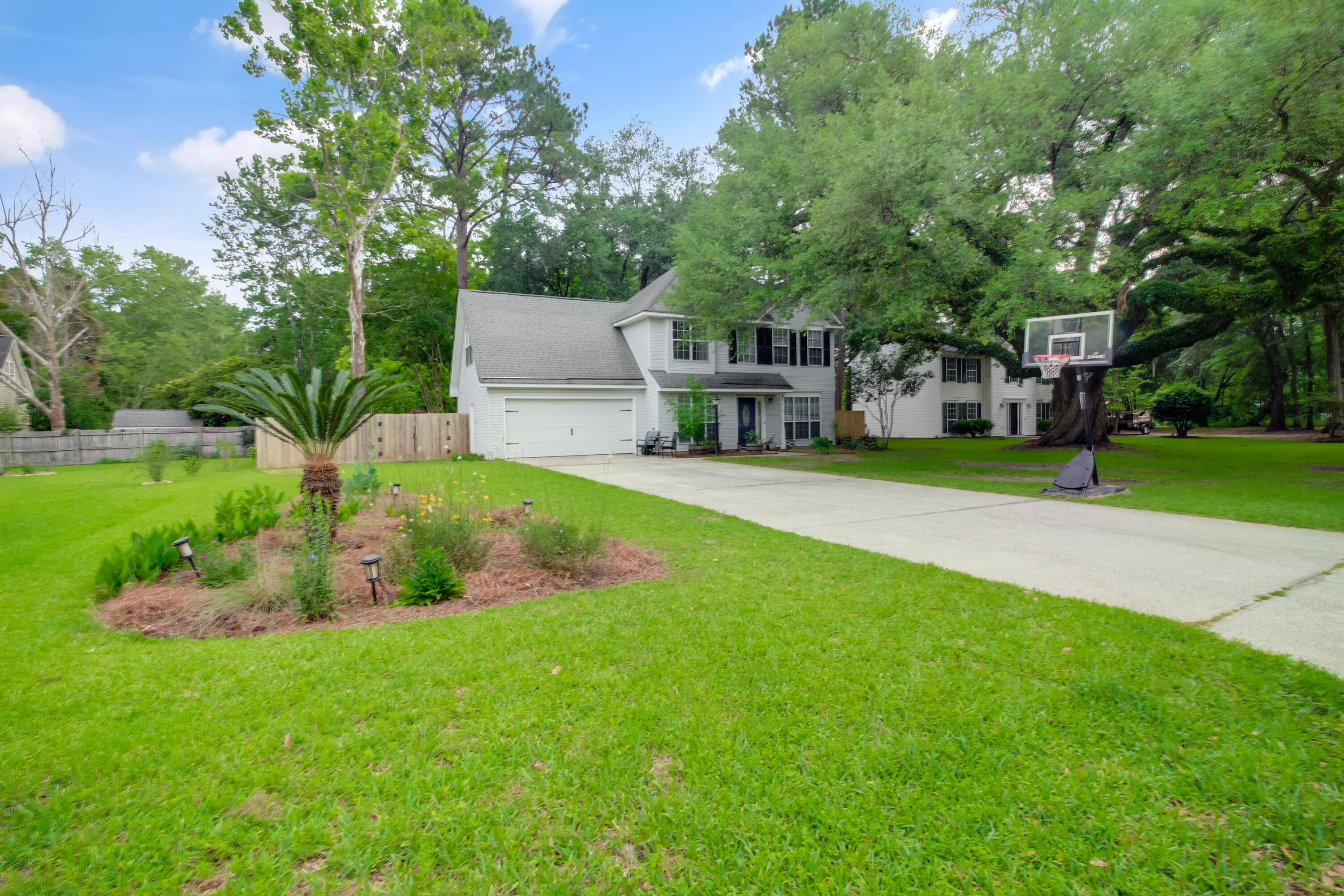 Property image 4 of 709 Black Oak Boulevard in Gahagan, Summerville, SC 29485