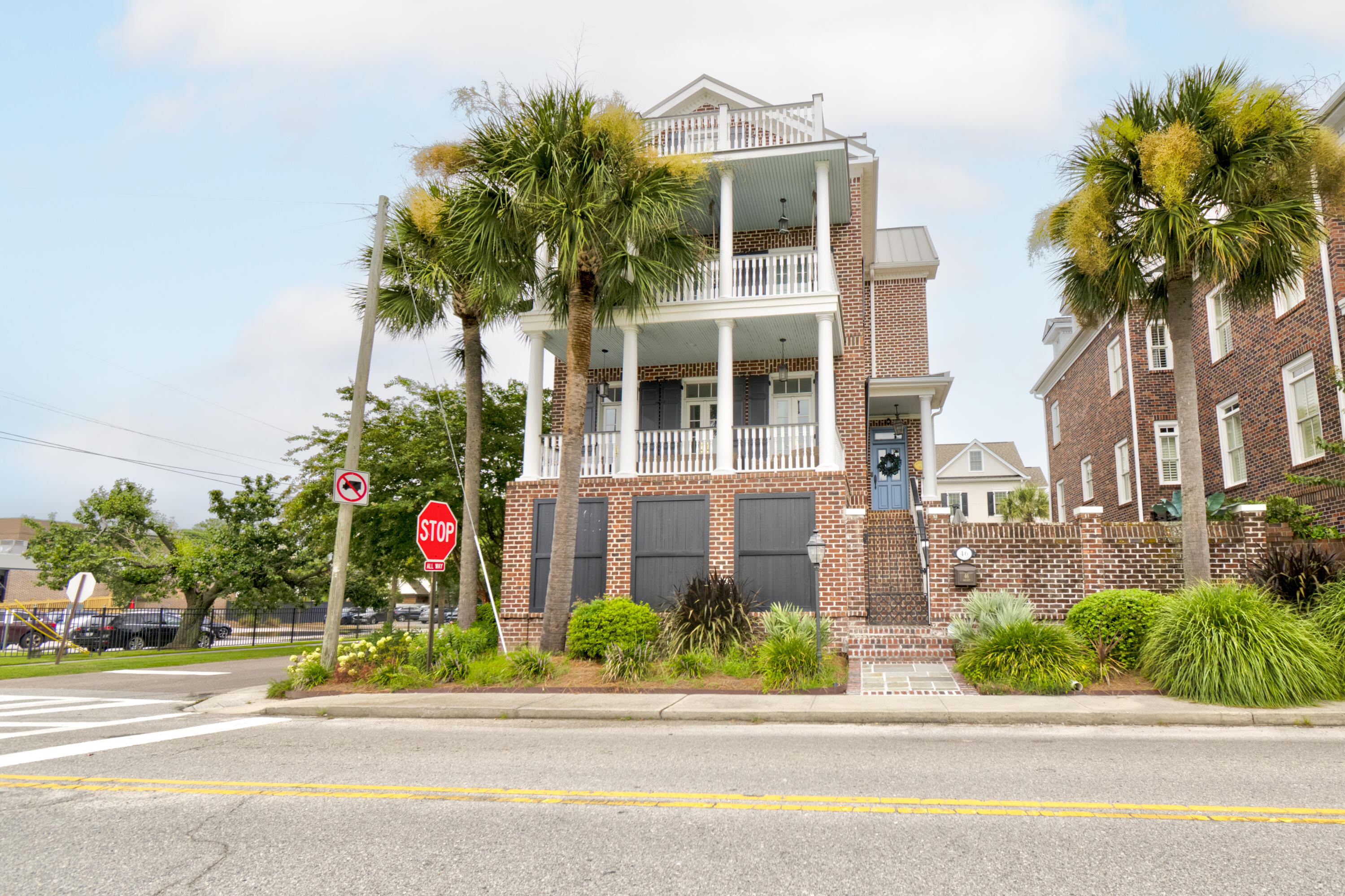 Property image 2 of 46 Halsey Boulevard in Harleston Village, Charleston, SC 29401