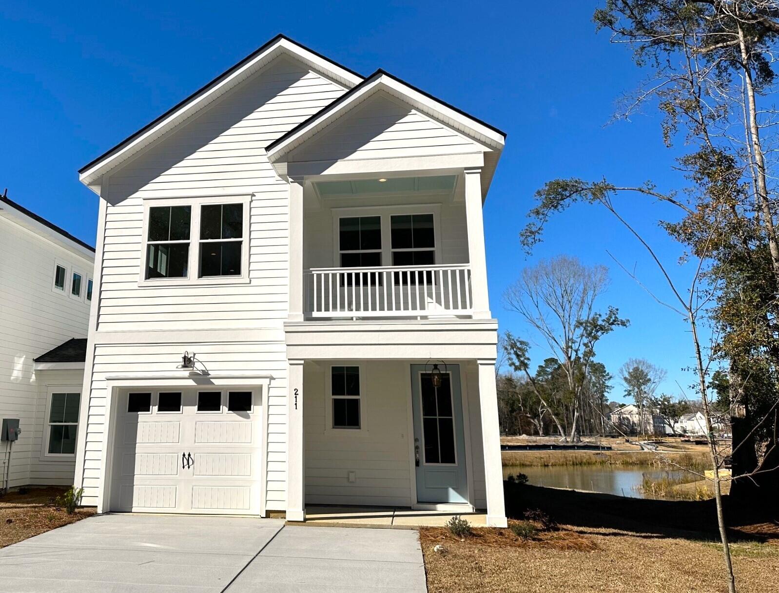 Property image 2 of 104 Hawthorne Landing Drive in Hawthorne Landing, Goose Creek, SC 29445