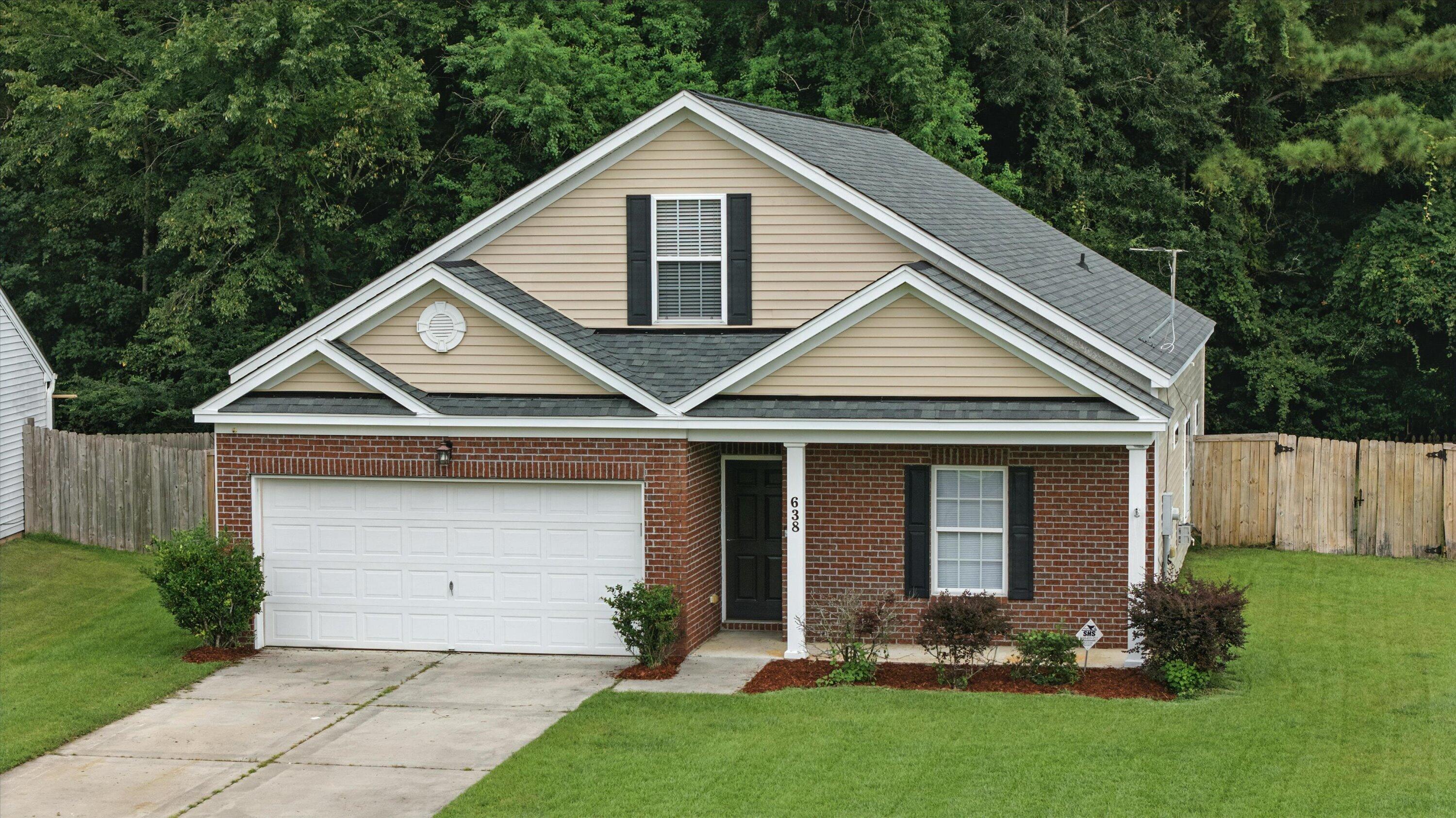 Property image 3 of 638 English Oak Circle in Oakley Pointe, Moncks Corner, SC 29461