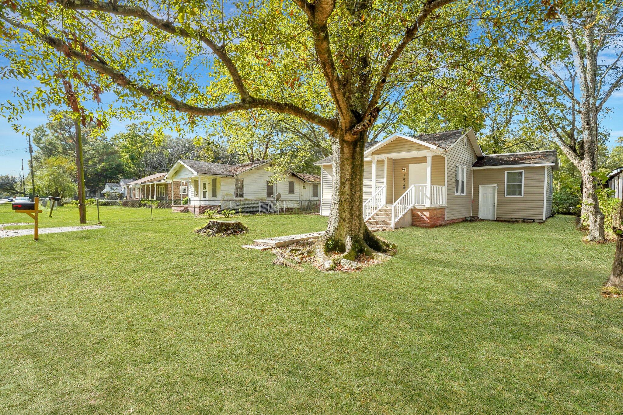 Property image 2 of 2674 Houston Street in Waylyn, North Charleston, SC 29405