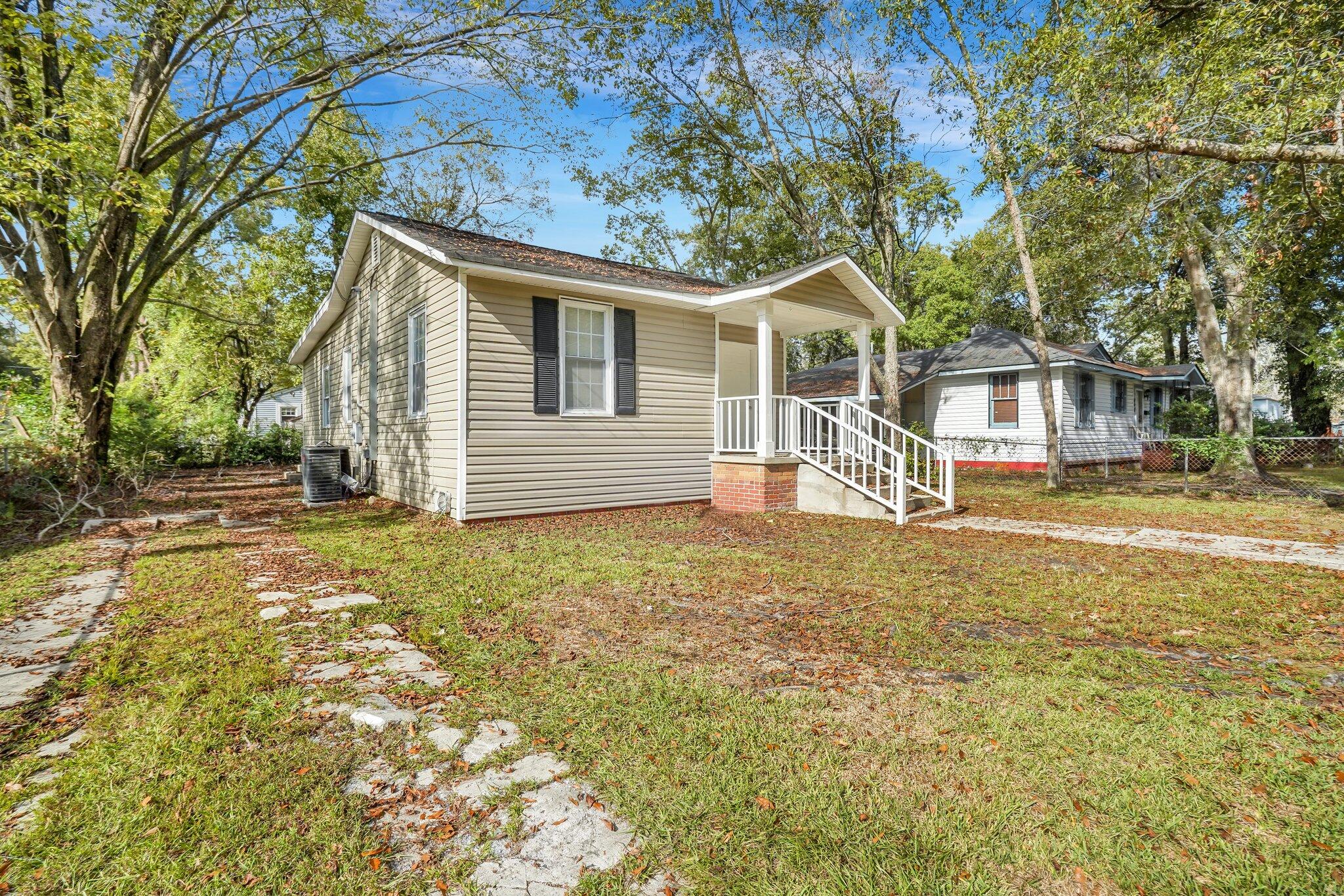 Property image 5 of 2674 Houston Street in Waylyn, North Charleston, SC 29405