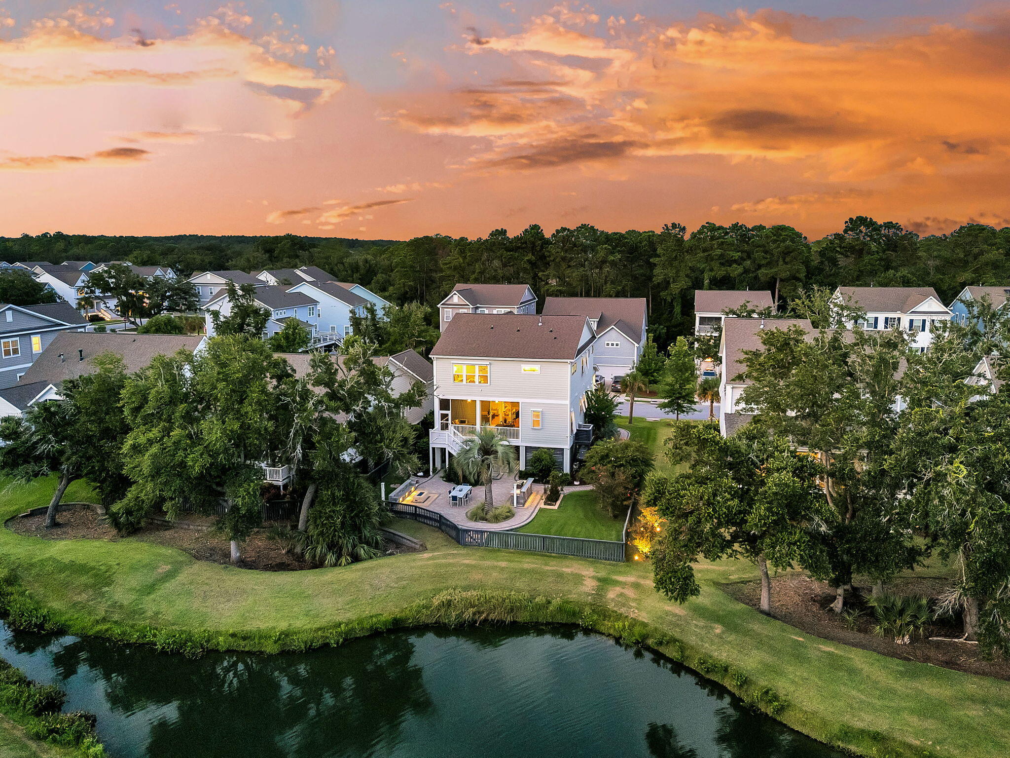 Property image 5 of 1613 Fort Palmetto Circle in Oyster Point, Mount Pleasant, SC 29466