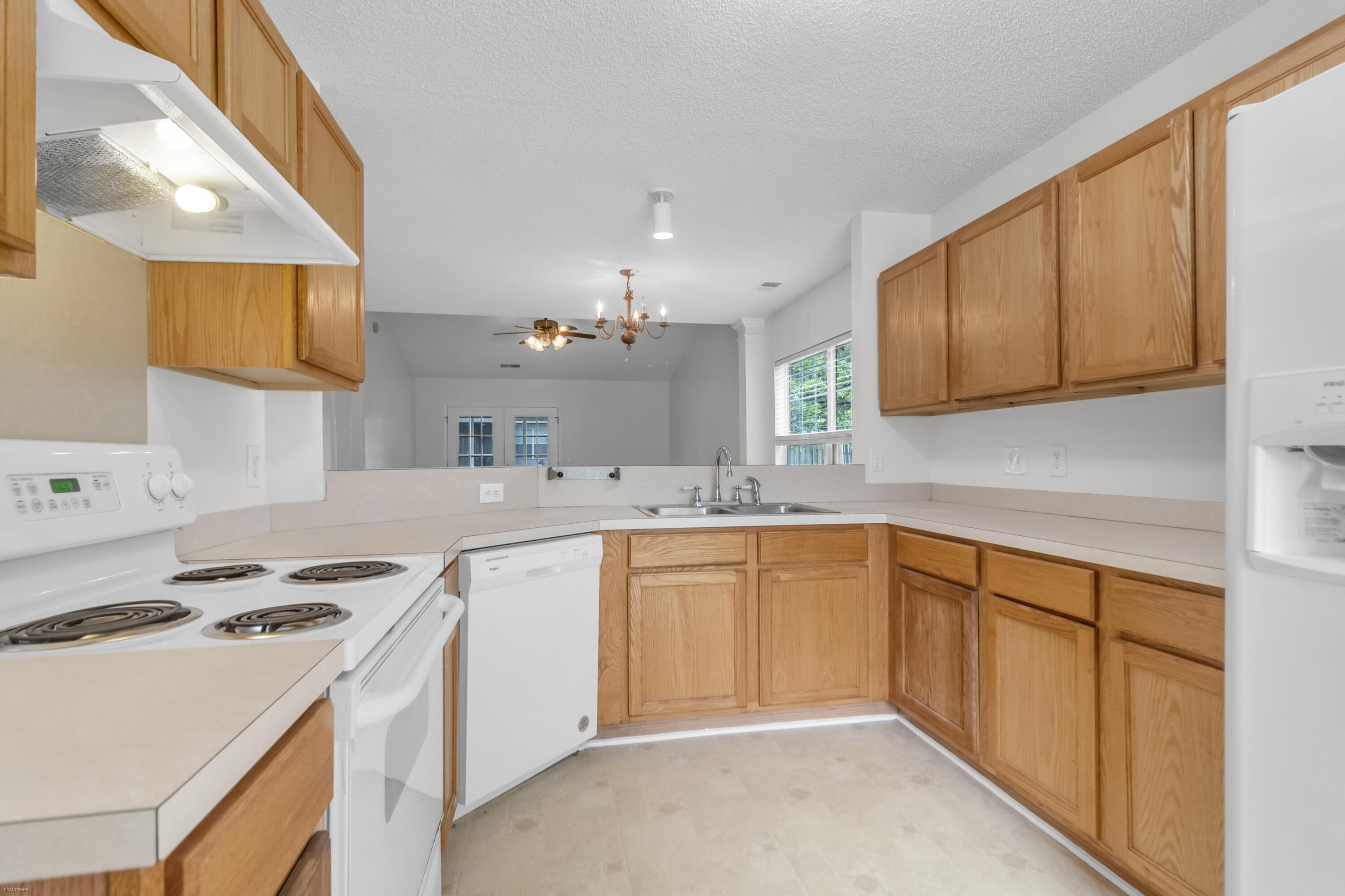 Property image 4 of 7316 Stoney Moss Way in Tanner Plantation, Hanahan, SC 29410