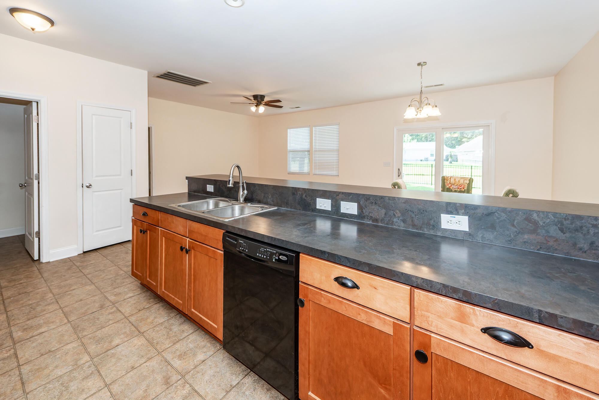 Property image 4 of 611 Grassy Hill Road in Blackberry Creek, Summerville, SC 29483
