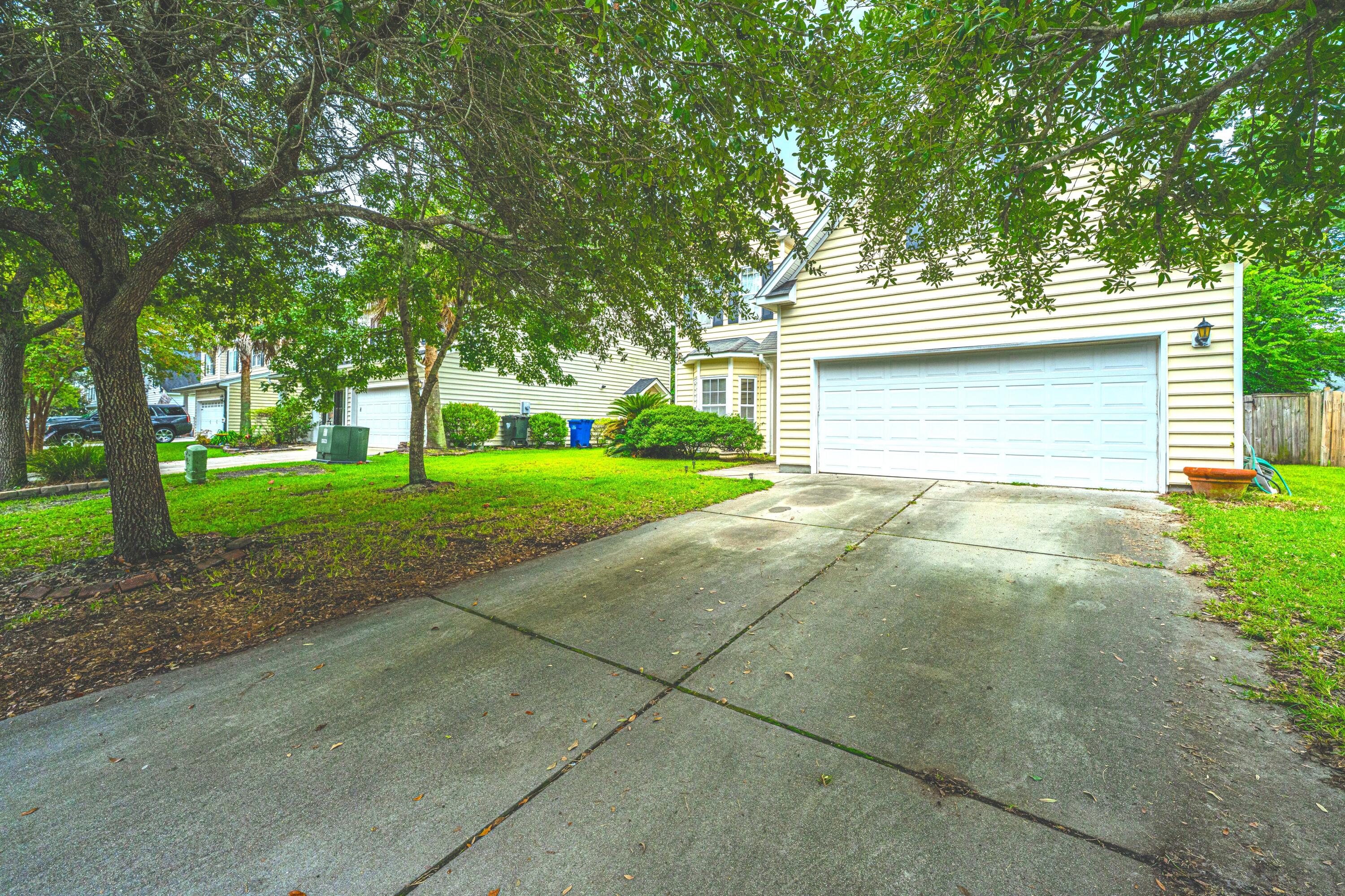 Property image 3 of 5261 Stonewall Drive in Wescott Plantation, Summerville, SC 29485