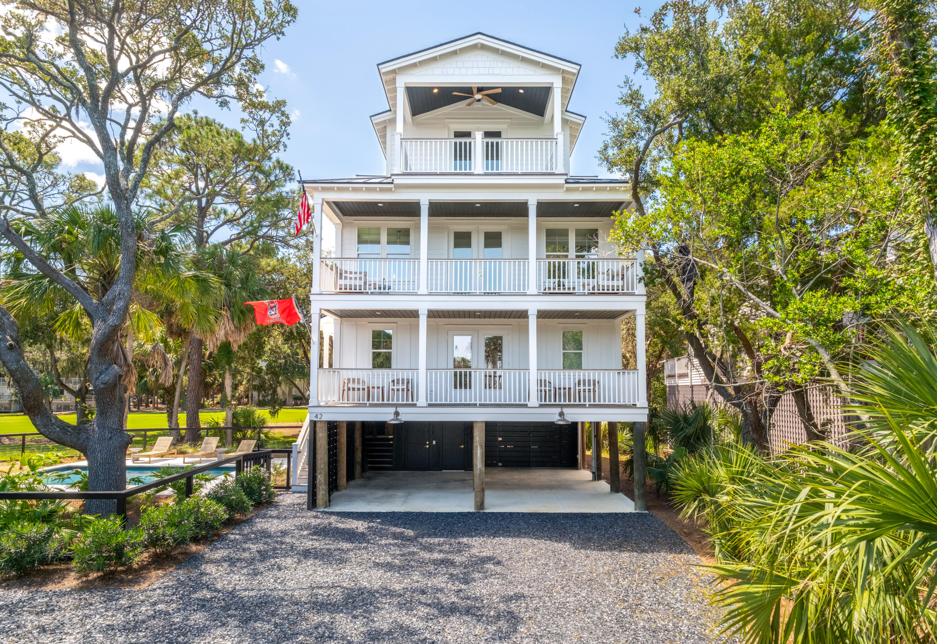 Property image 2 of 42 Battery Park Road in Wyndham Ocean Ridge, Edisto Island, SC 29438